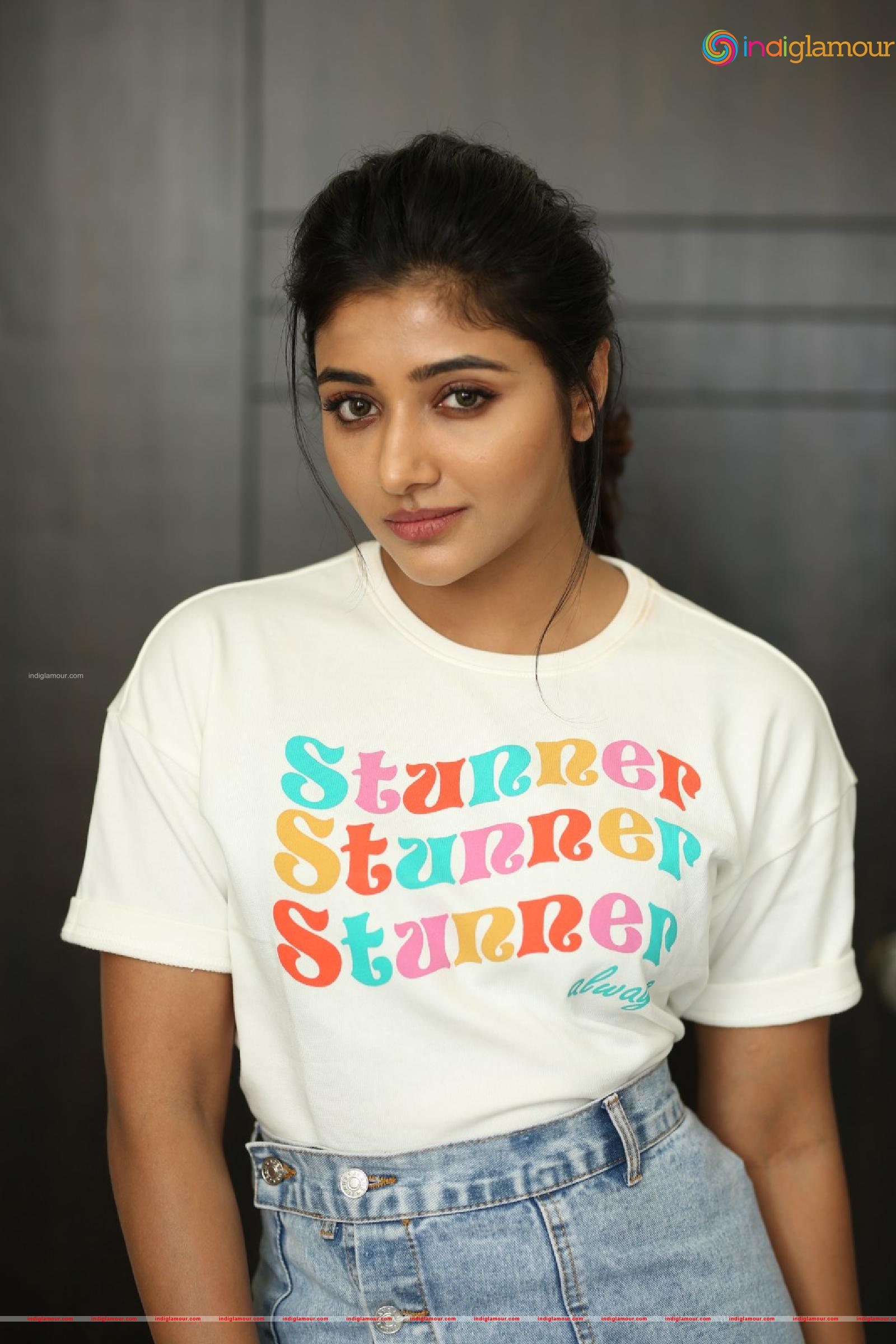 Mirnaa Actress hd photo