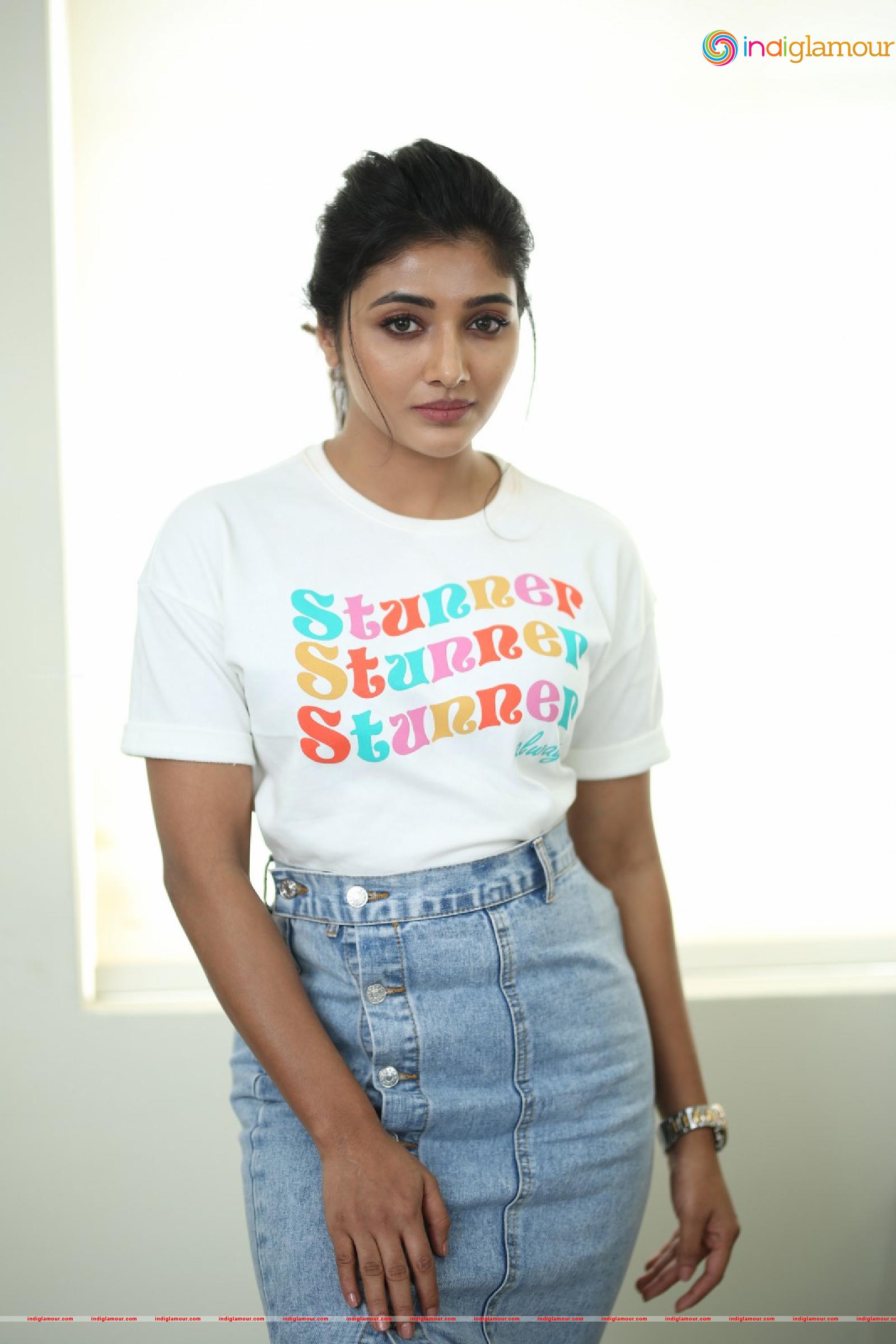 Mirnaa Actress hd photo