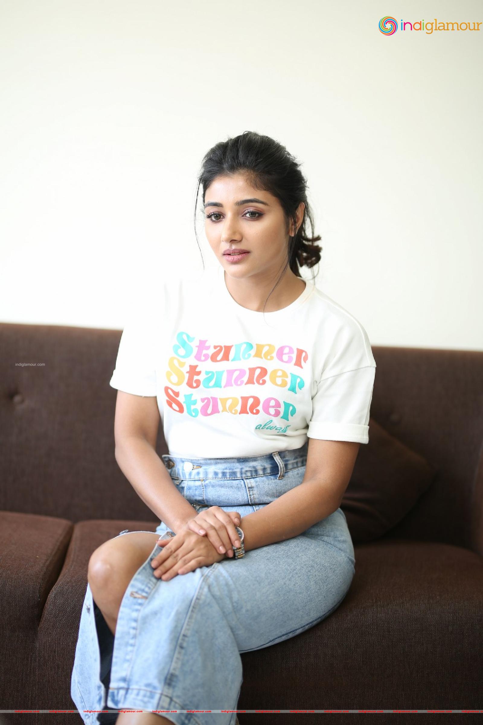 Mirnaa Actress hd photo