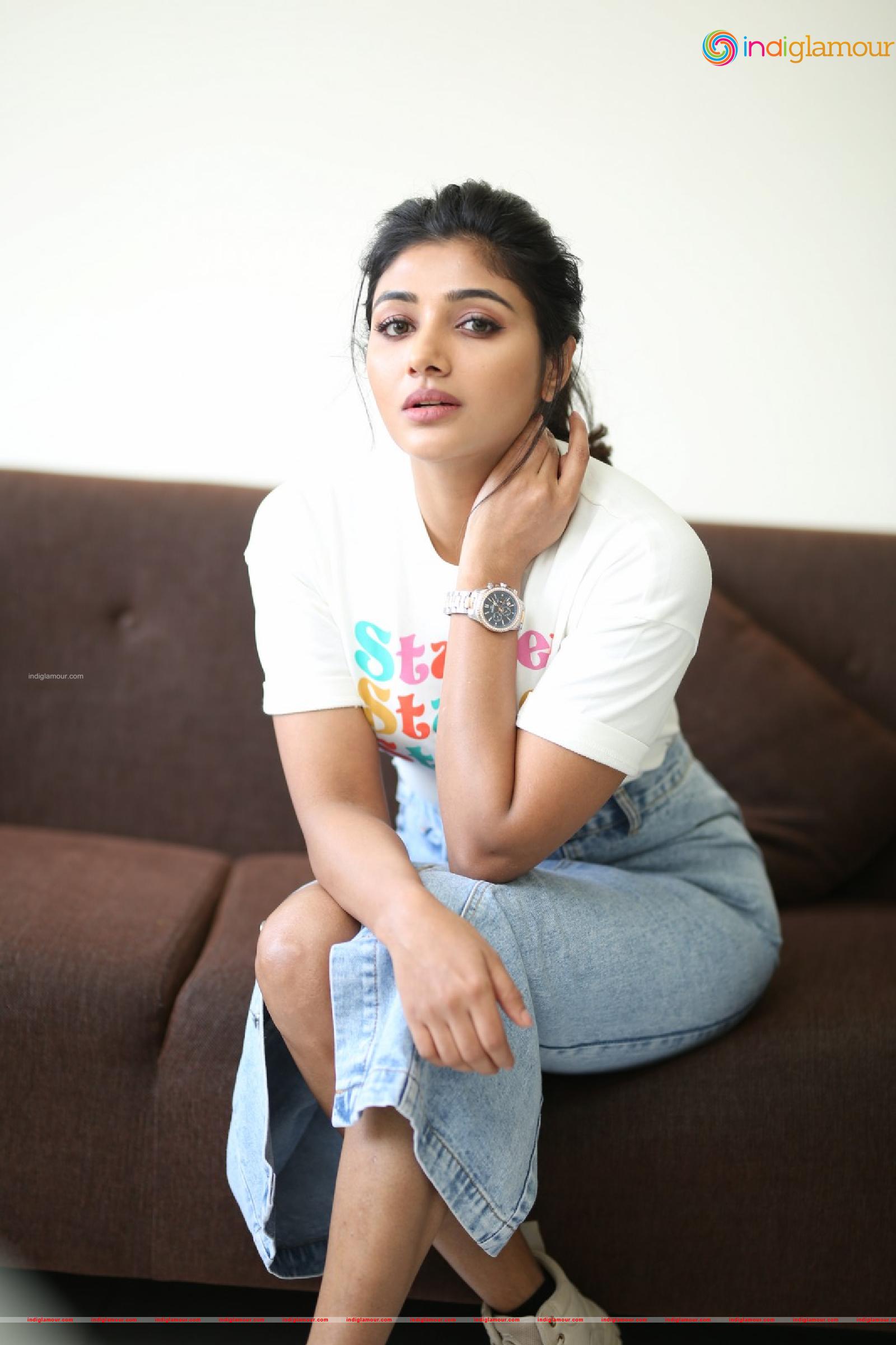 Mirnaa Actress hd photo