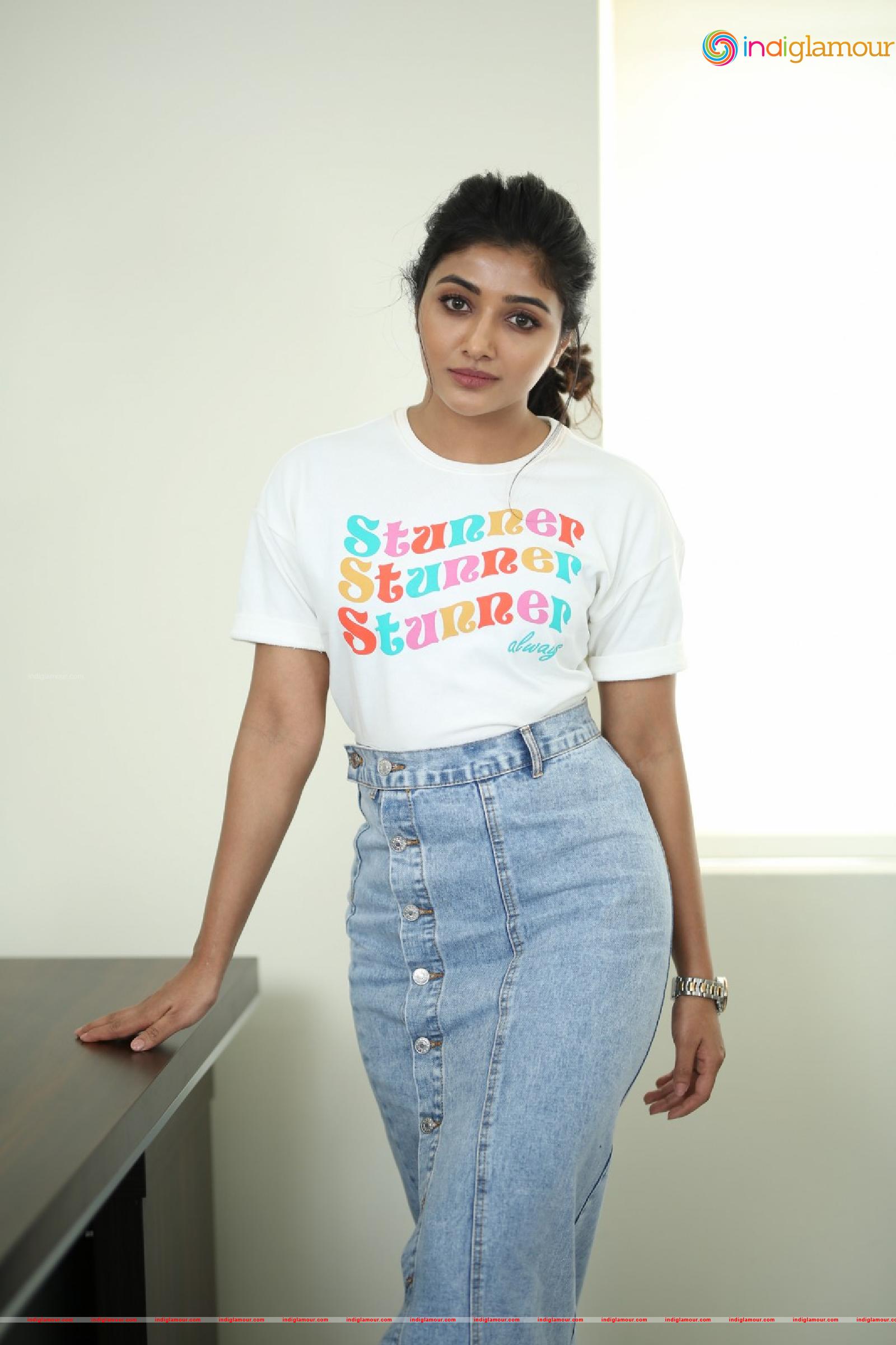 Mirnaa Actress hd photo