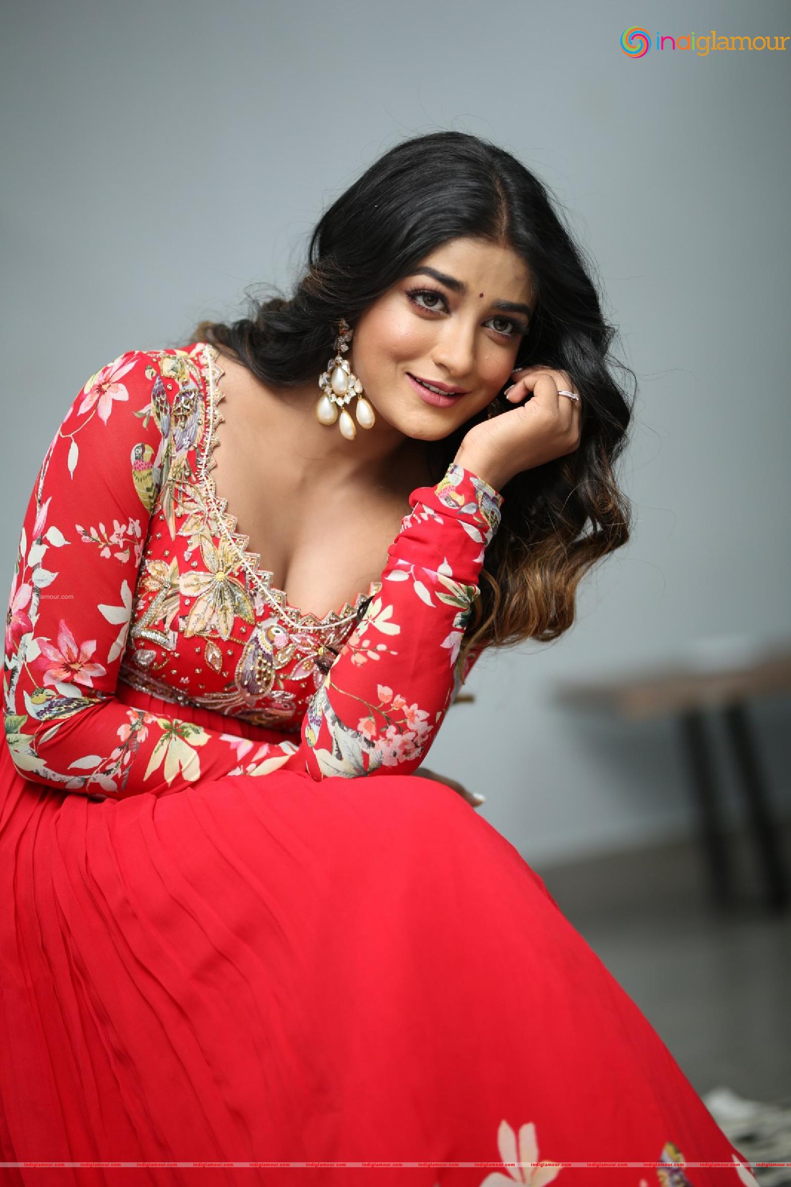 Dimple Hayathi Actress hd photo