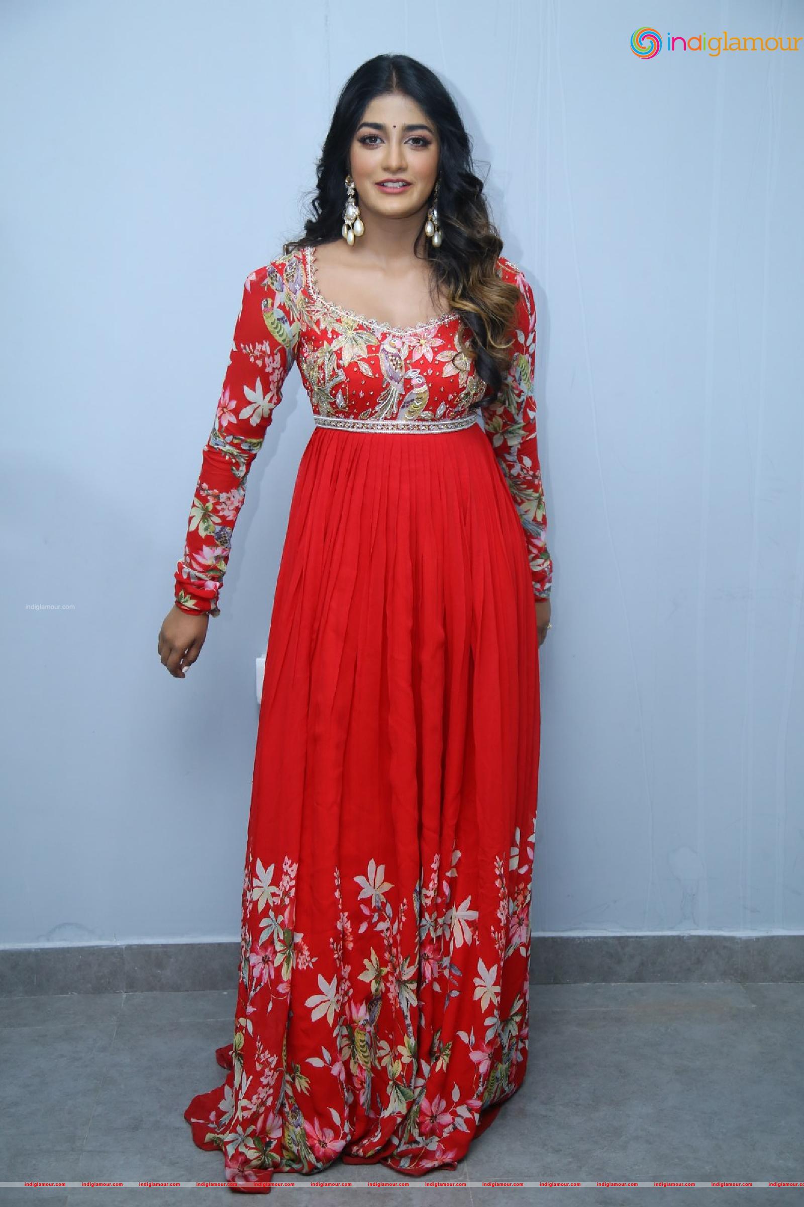 Dimple Hayathi Actress hd photo