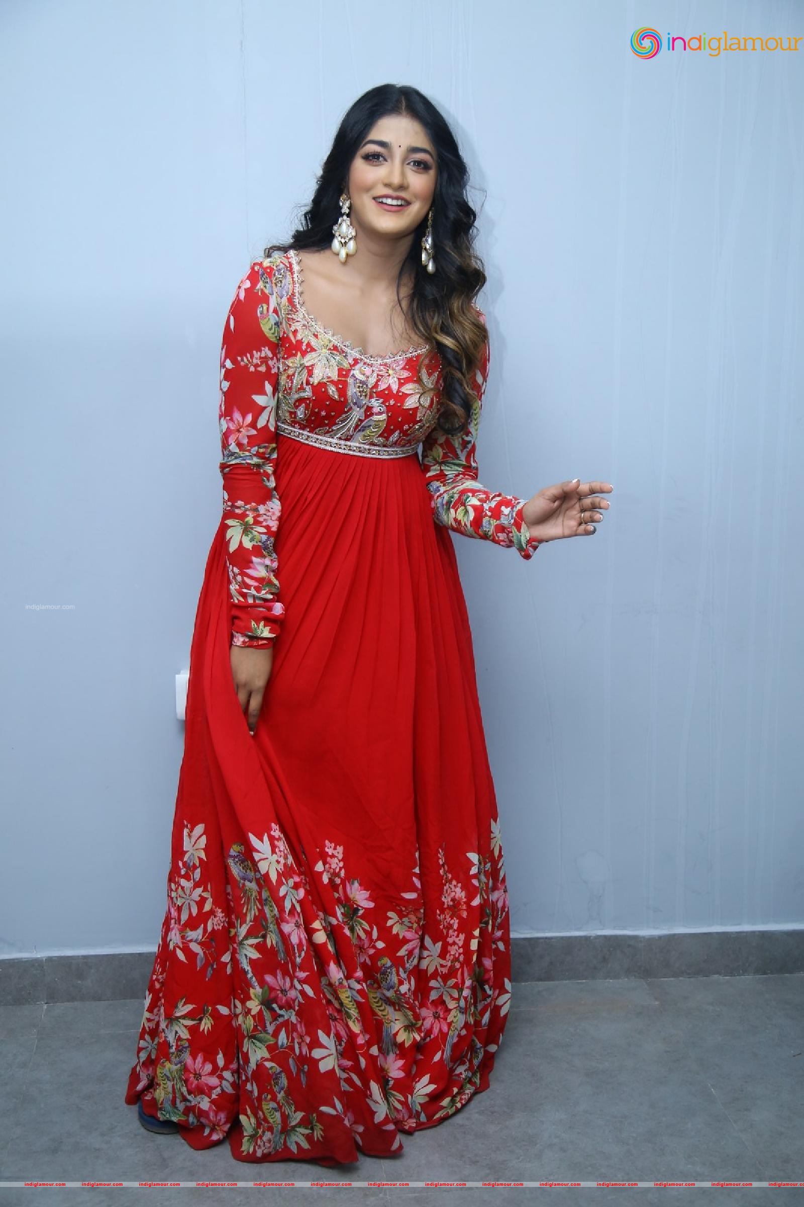 Dimple Hayathi Actress hd photo
