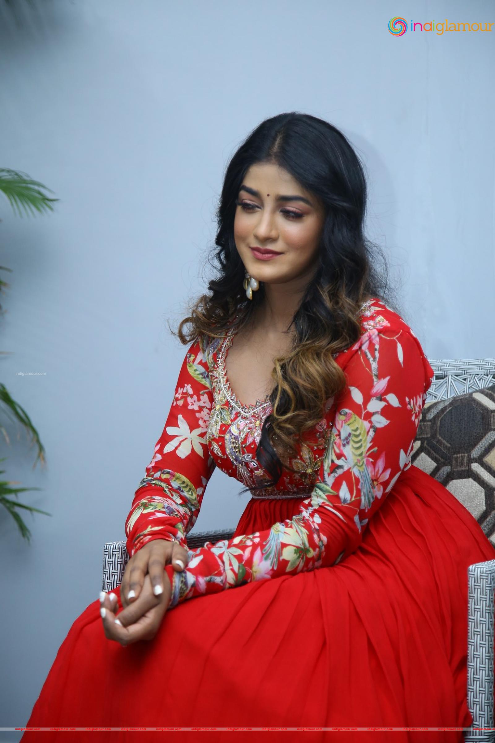 Dimple Hayathi Actress hd photo