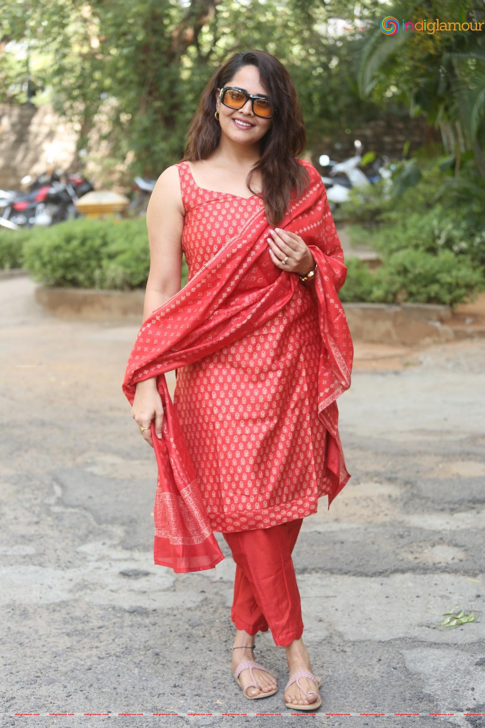 Anasuya Bharadwaj Actress hd photo