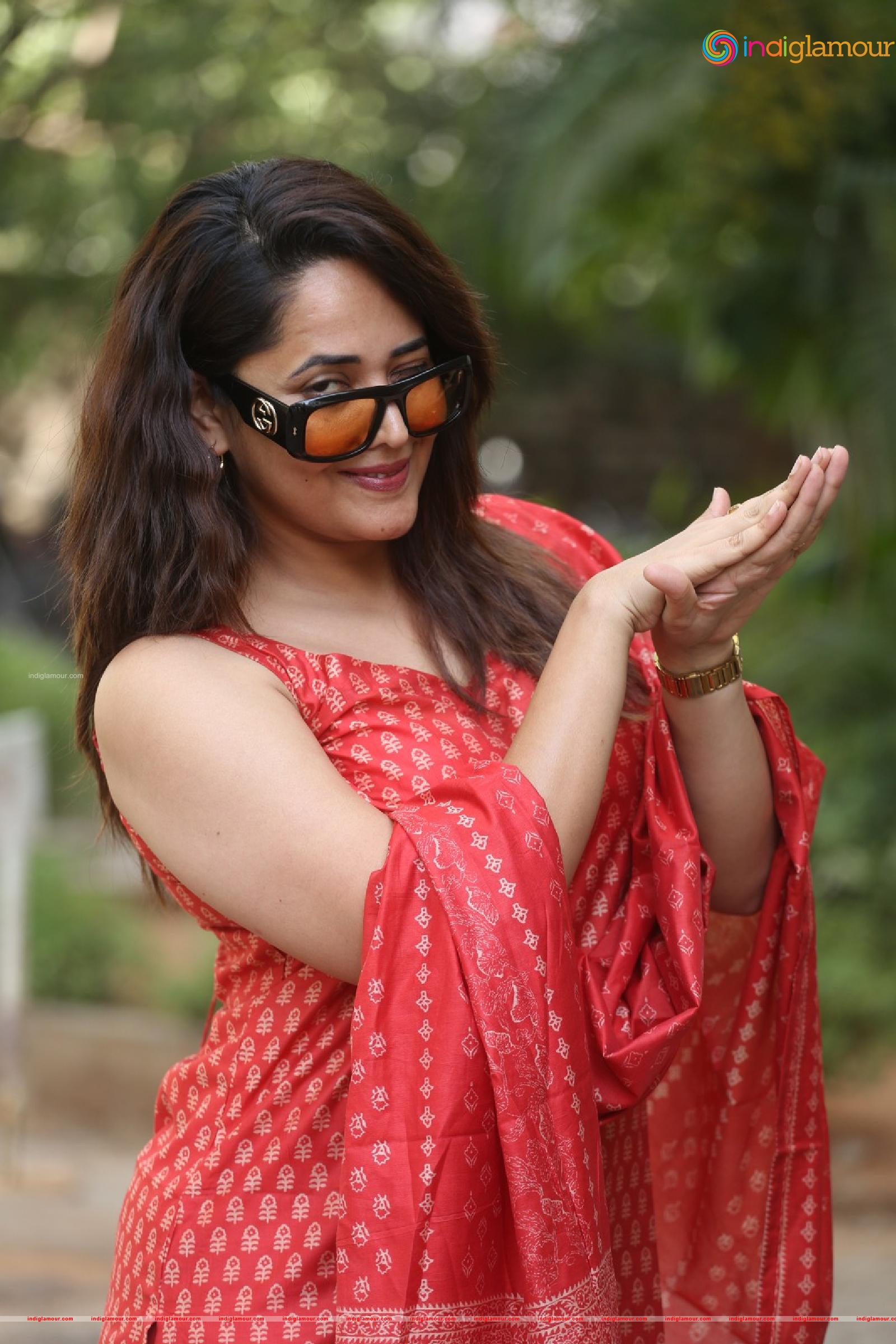 Anasuya Bharadwaj Actress hd photo