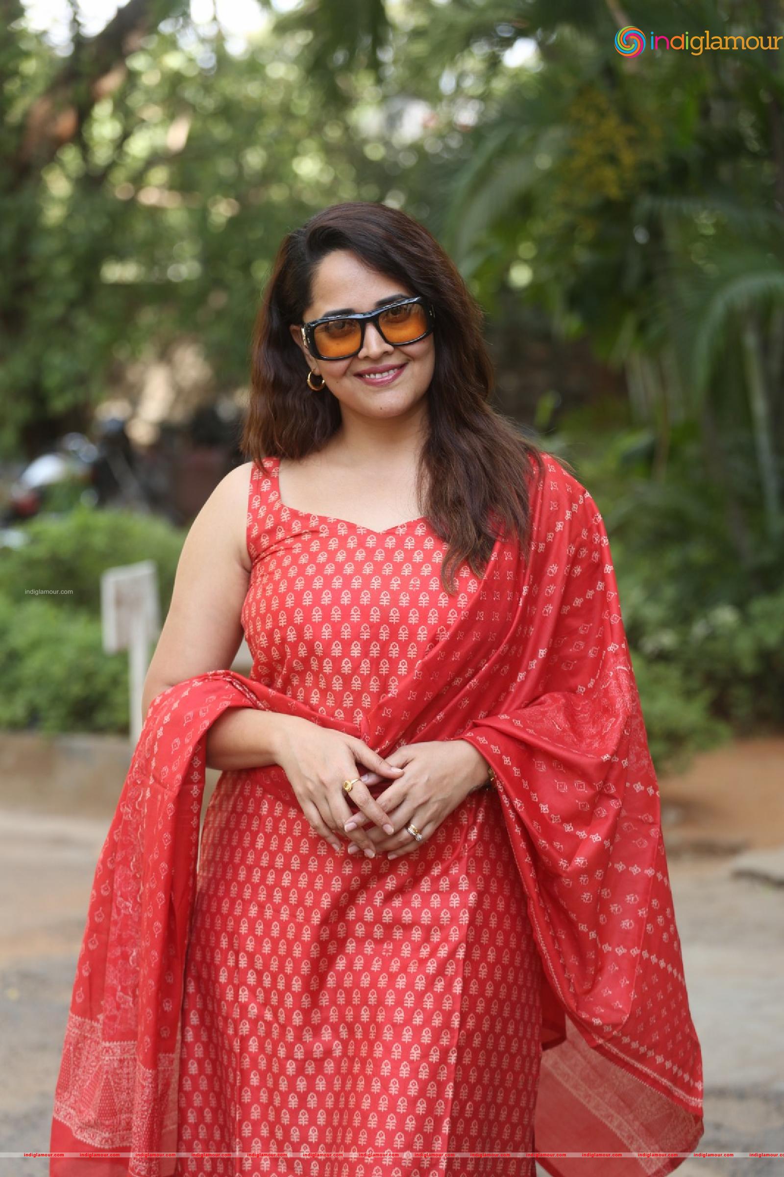 Anasuya Bharadwaj Actress hd photo