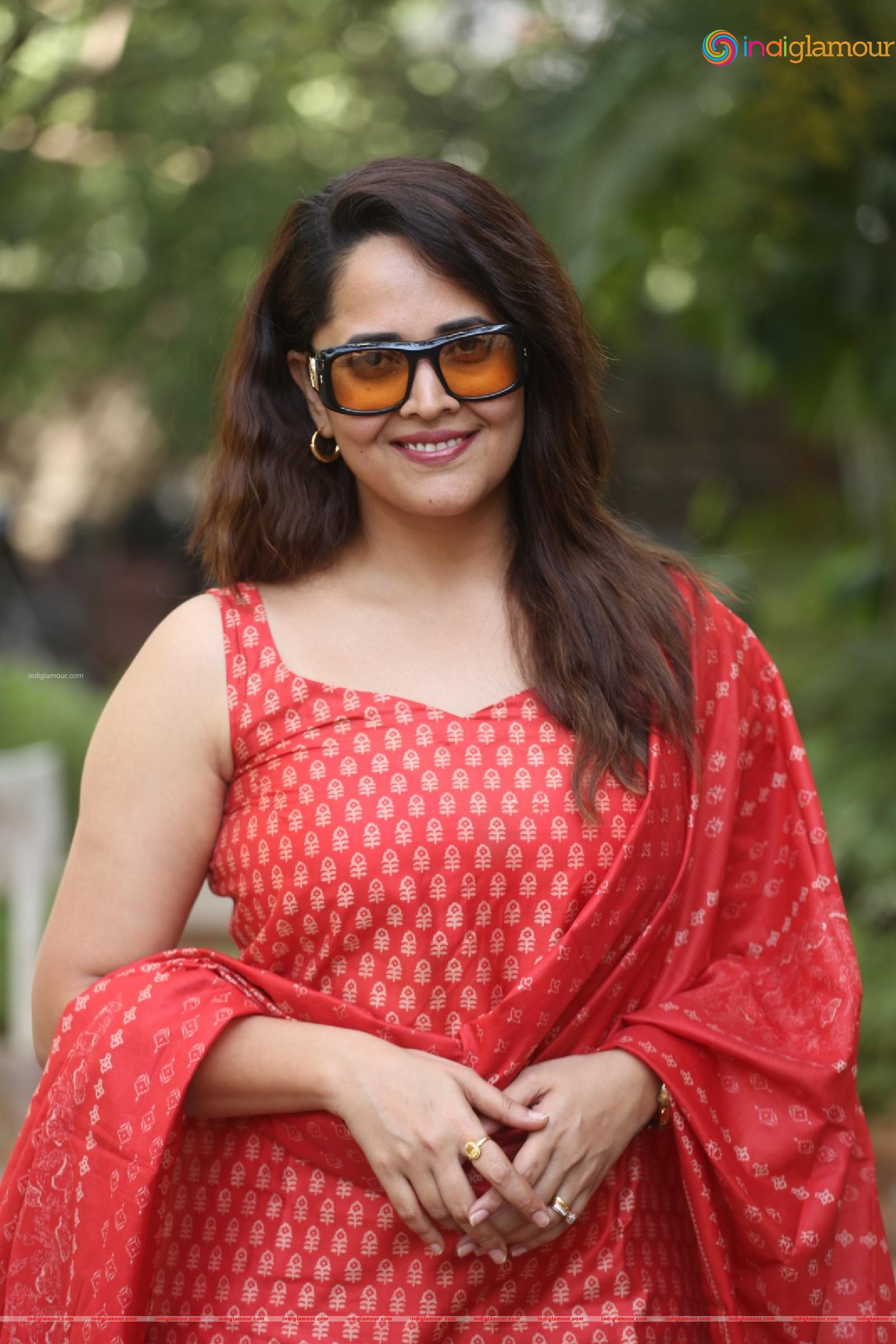 Anasuya Bharadwaj Actress hd photo