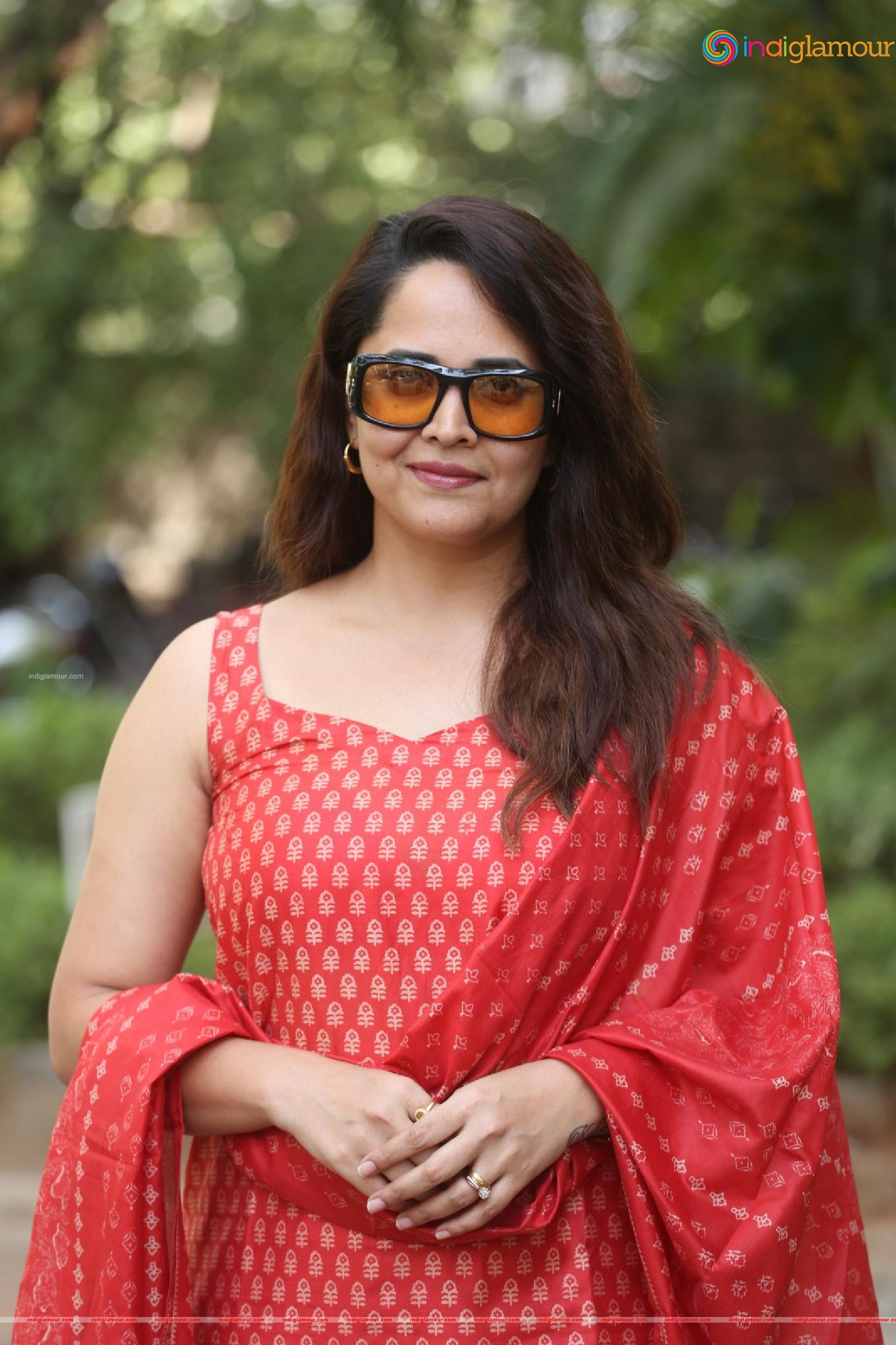 Anasuya Bharadwaj Actress hd photo