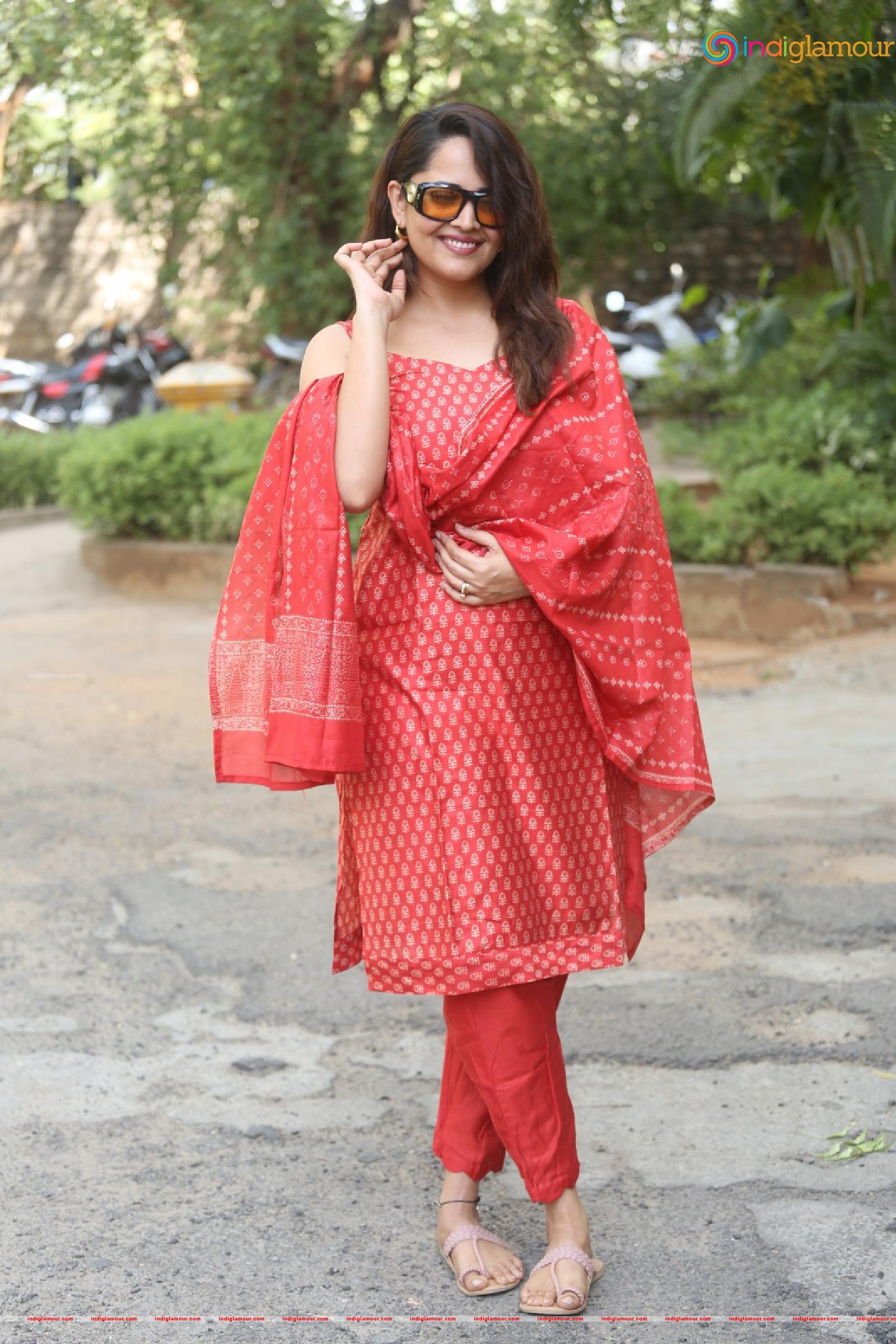 Anasuya Bharadwaj Actress hd photo