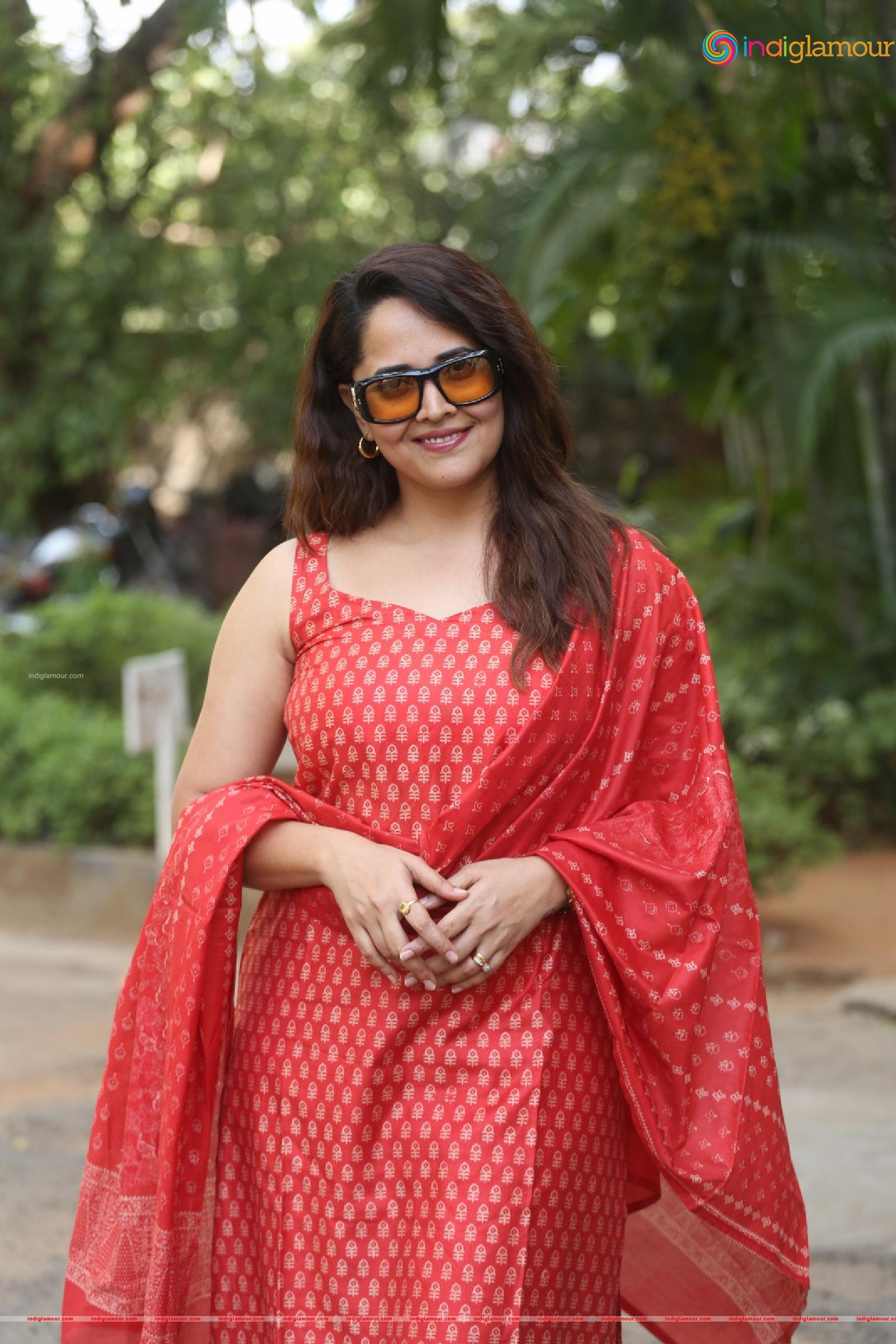 Anasuya Bharadwaj Actress hd photo