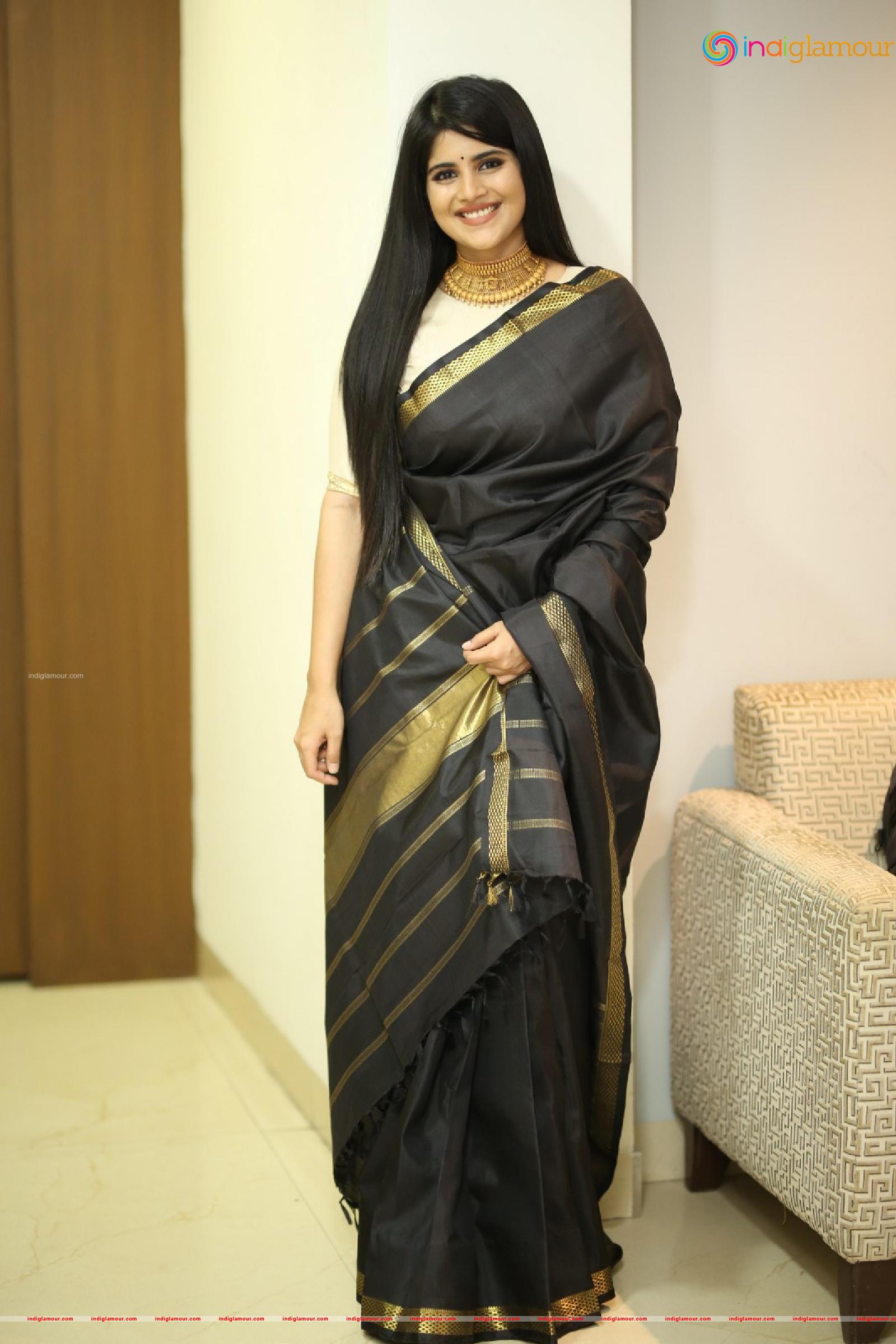 Megha Akash Actress hd photo