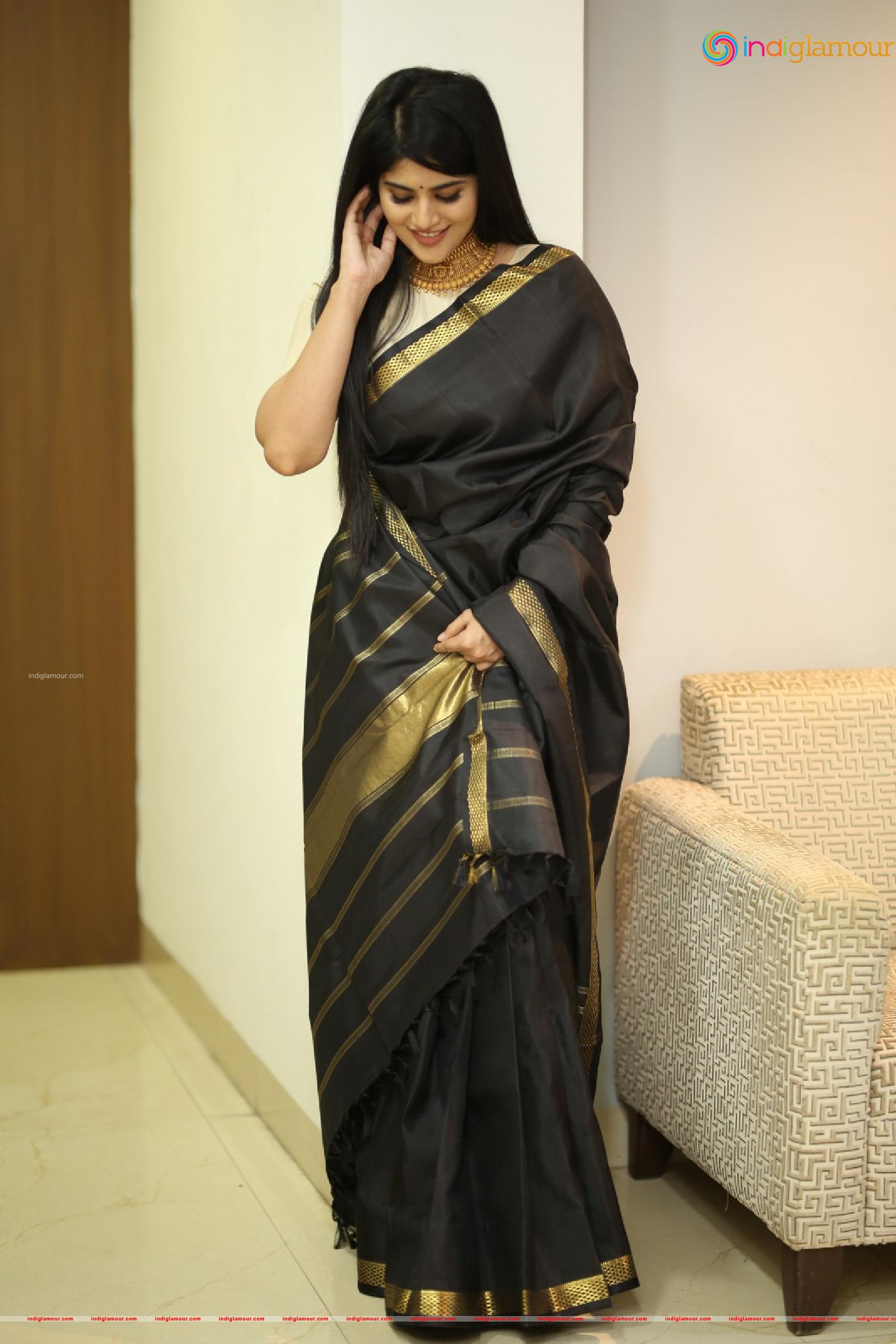 Megha Akash Actress hd photo