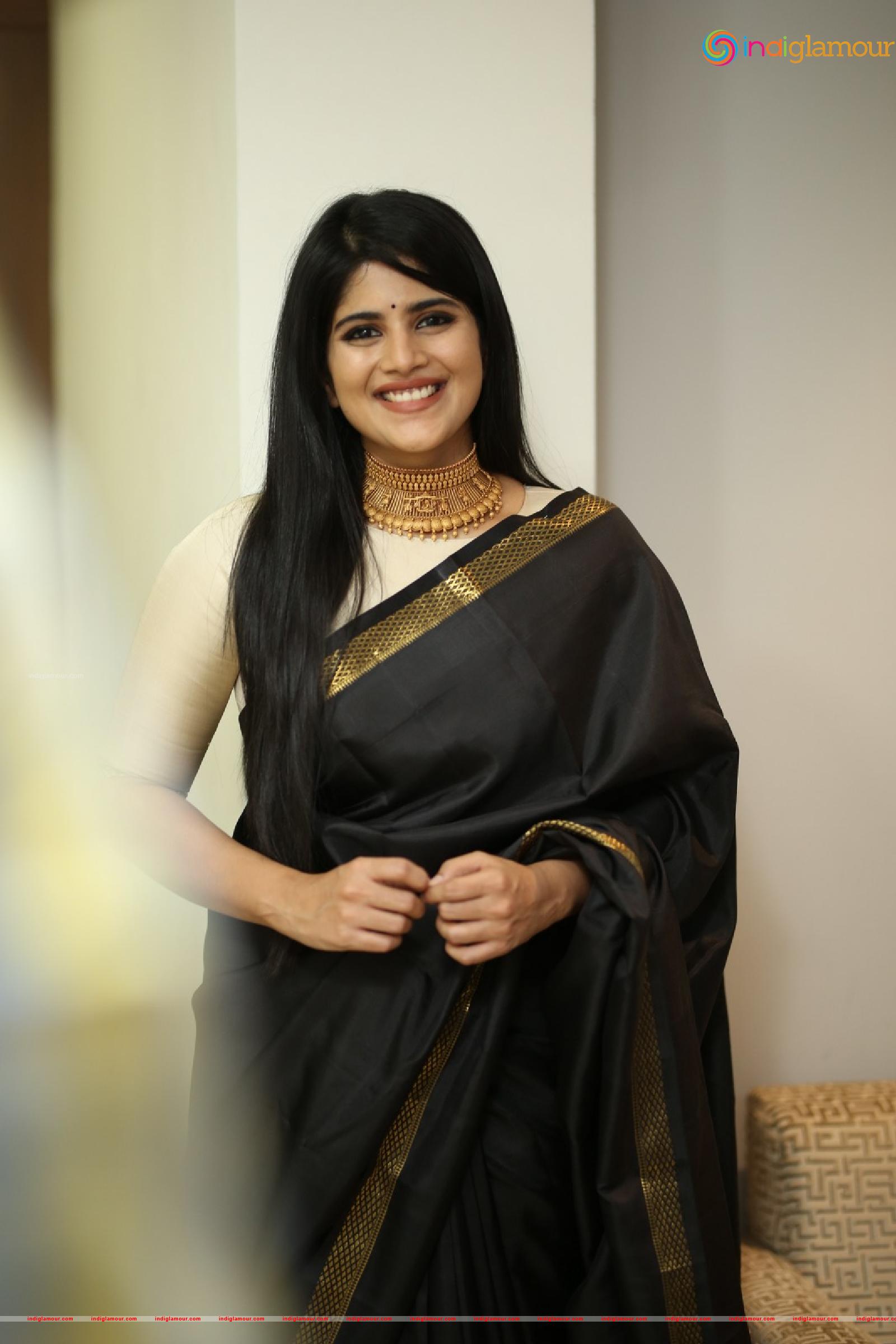 Megha Akash Actress hd photo