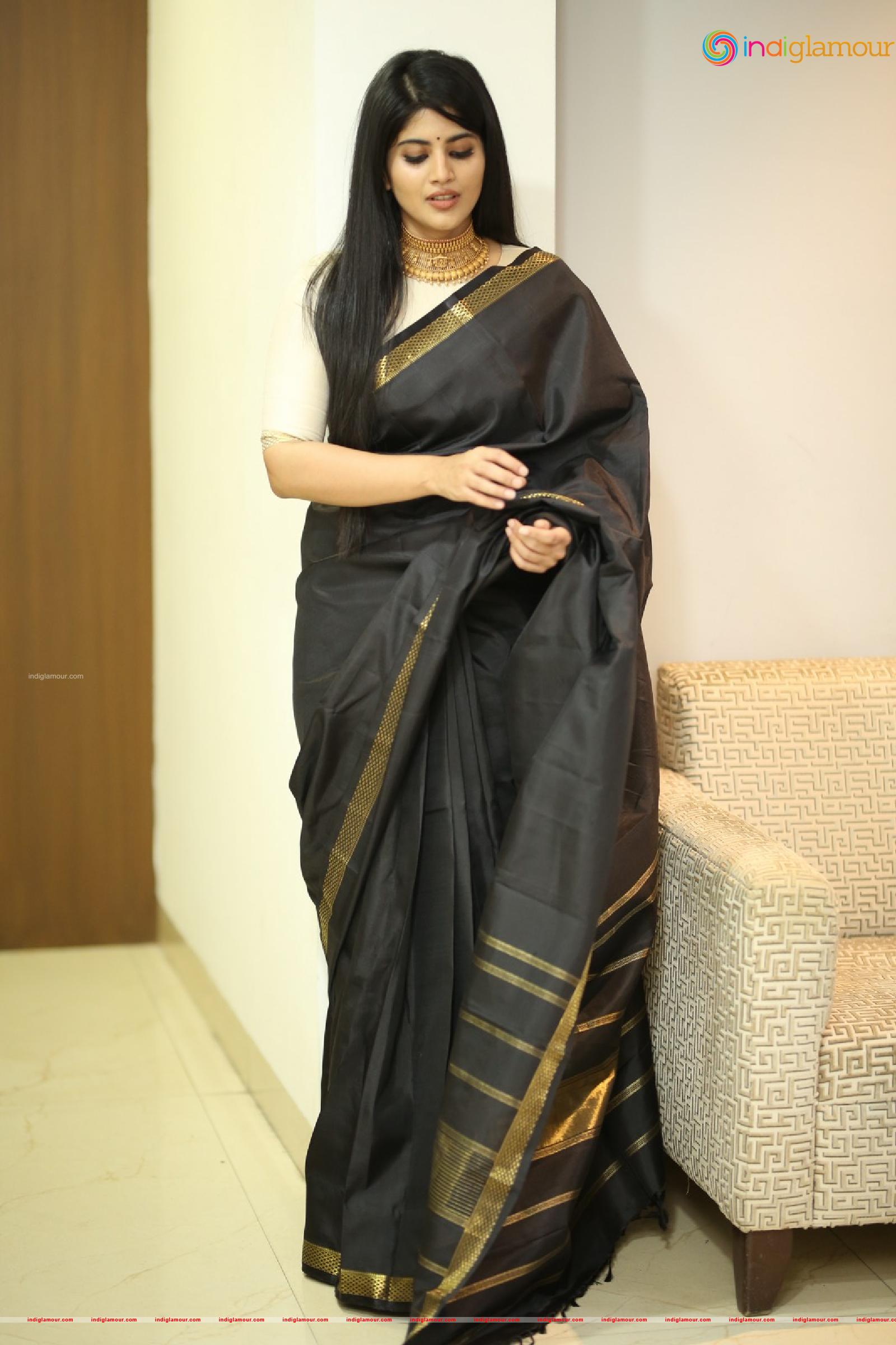 Megha Akash Actress hd photo