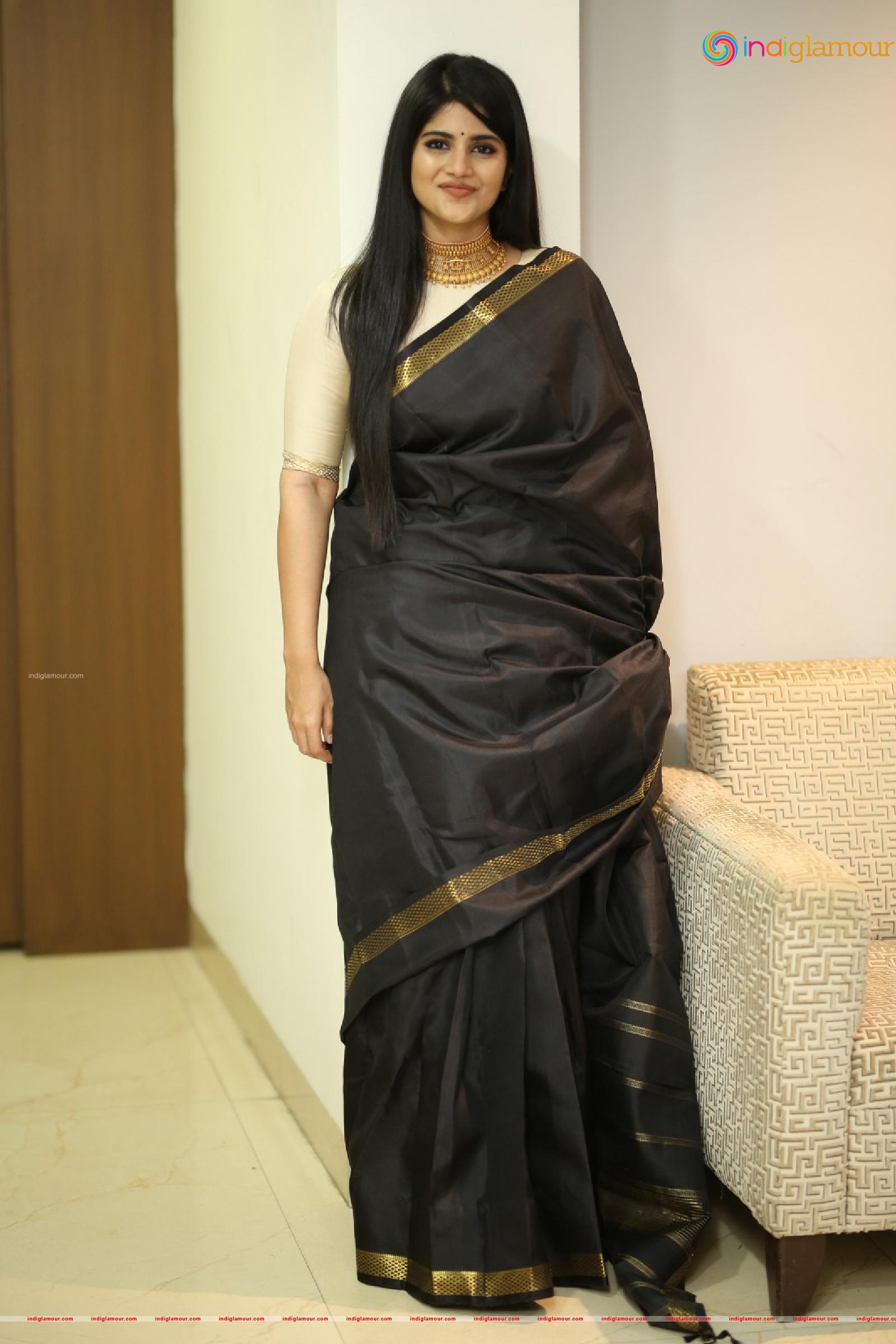 Megha Akash Actress hd photo