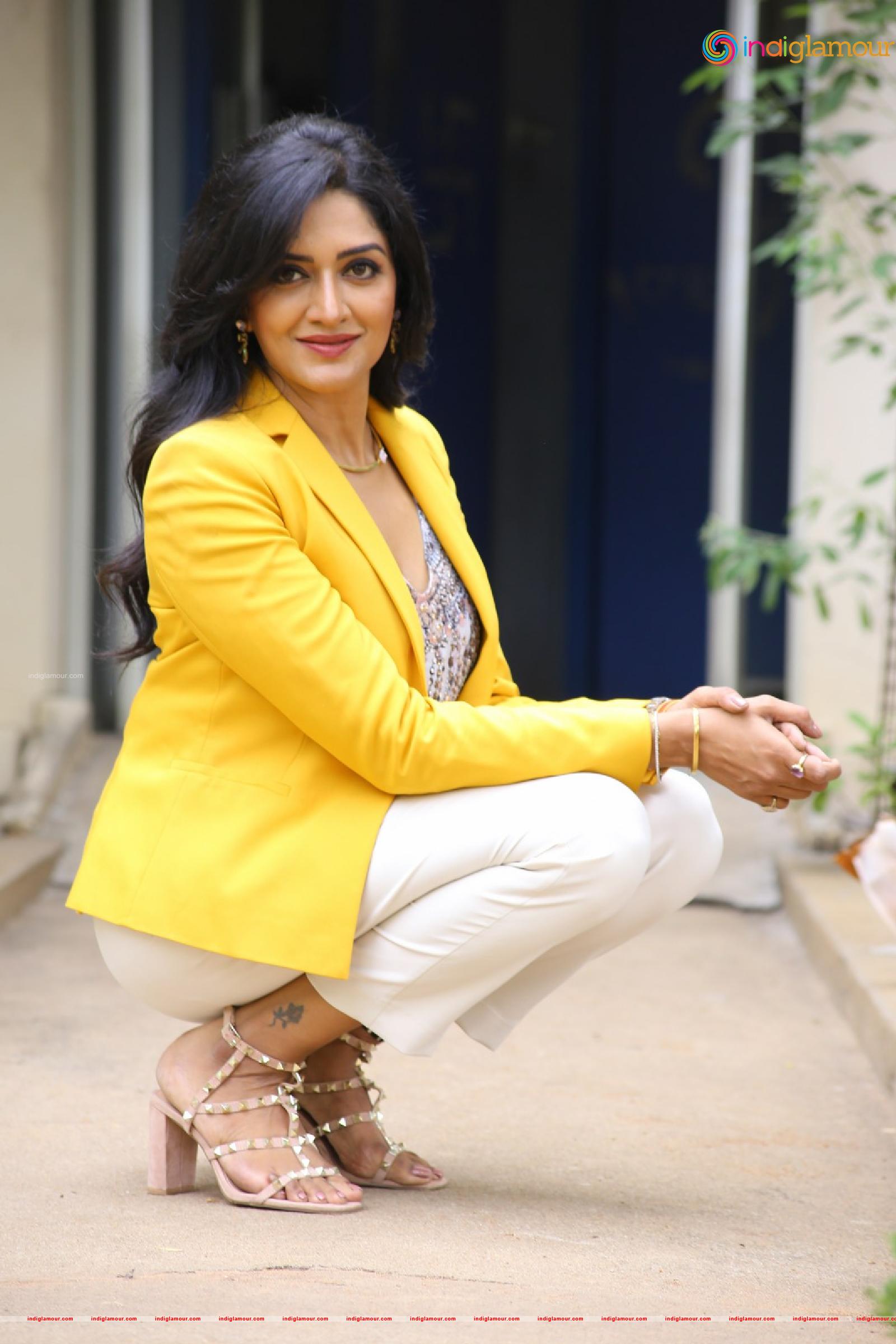 Vimala Raman Actress hd photo