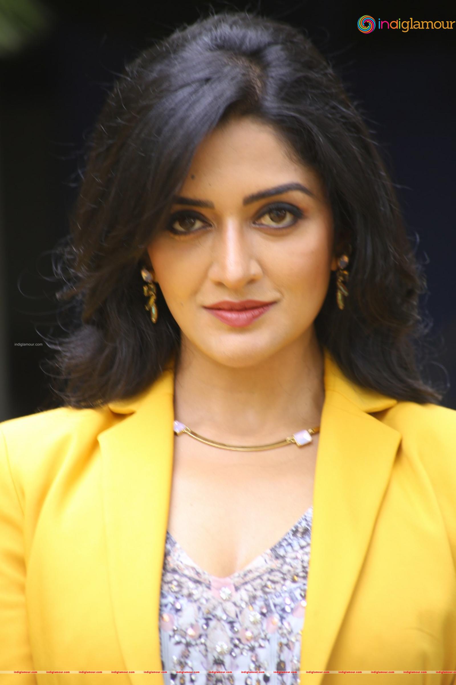 Vimala Raman Actress hd photo