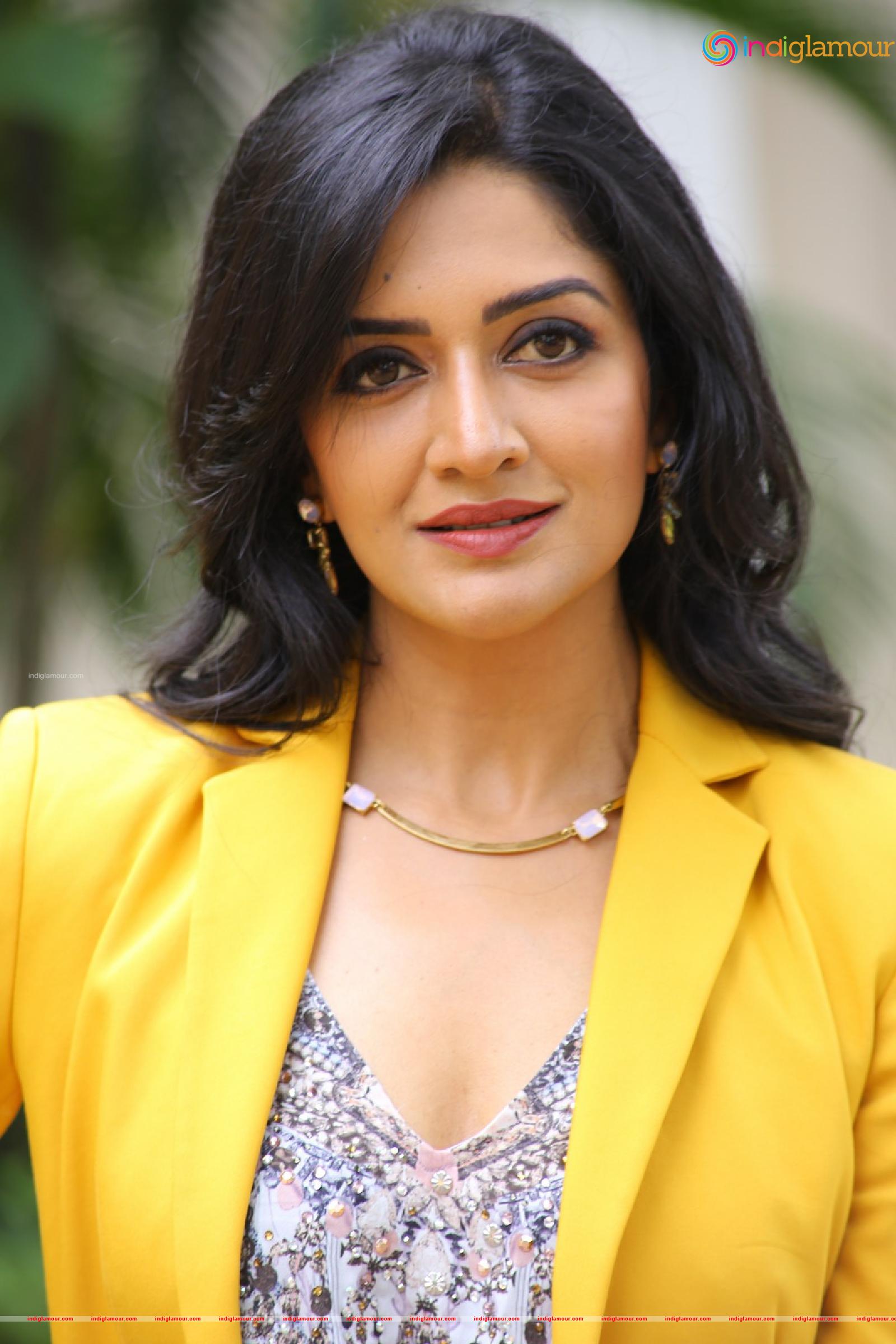Vimala Raman Actress hd photo