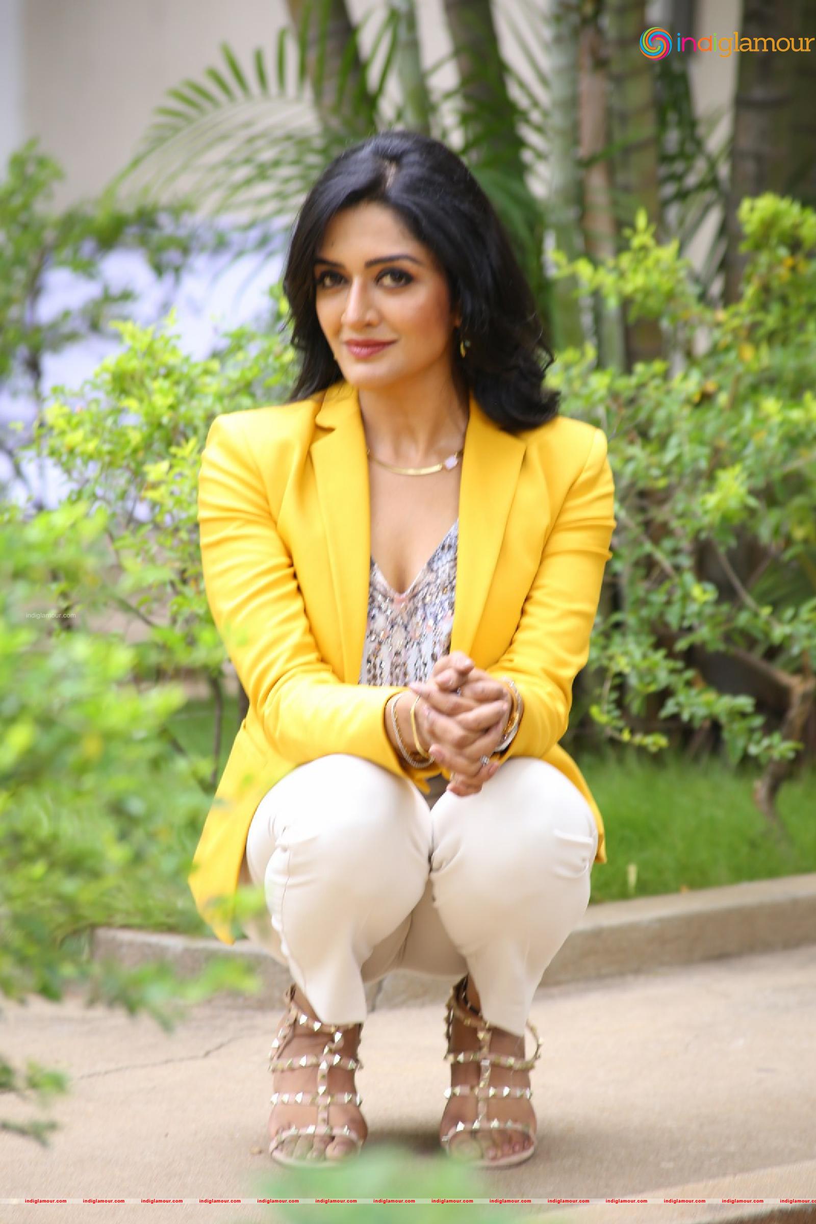 Vimala Raman Actress hd photo