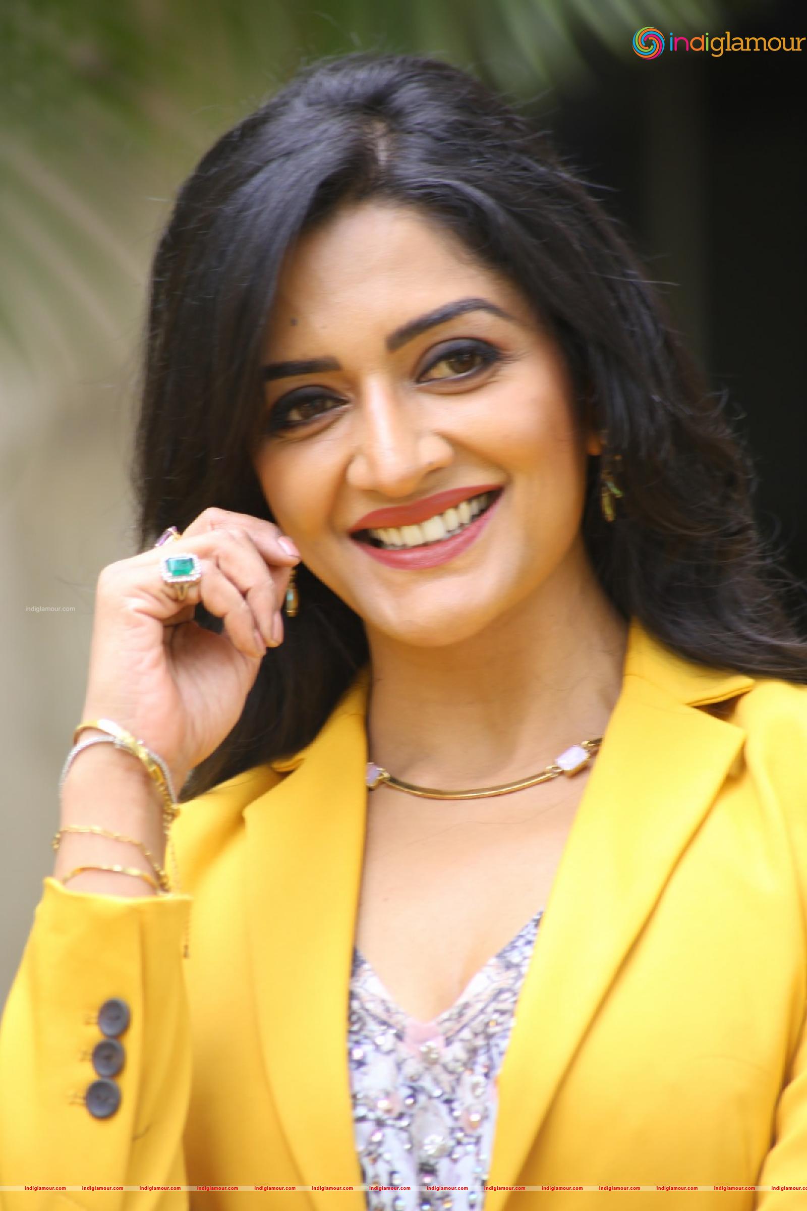 Vimala Raman Actress hd photo