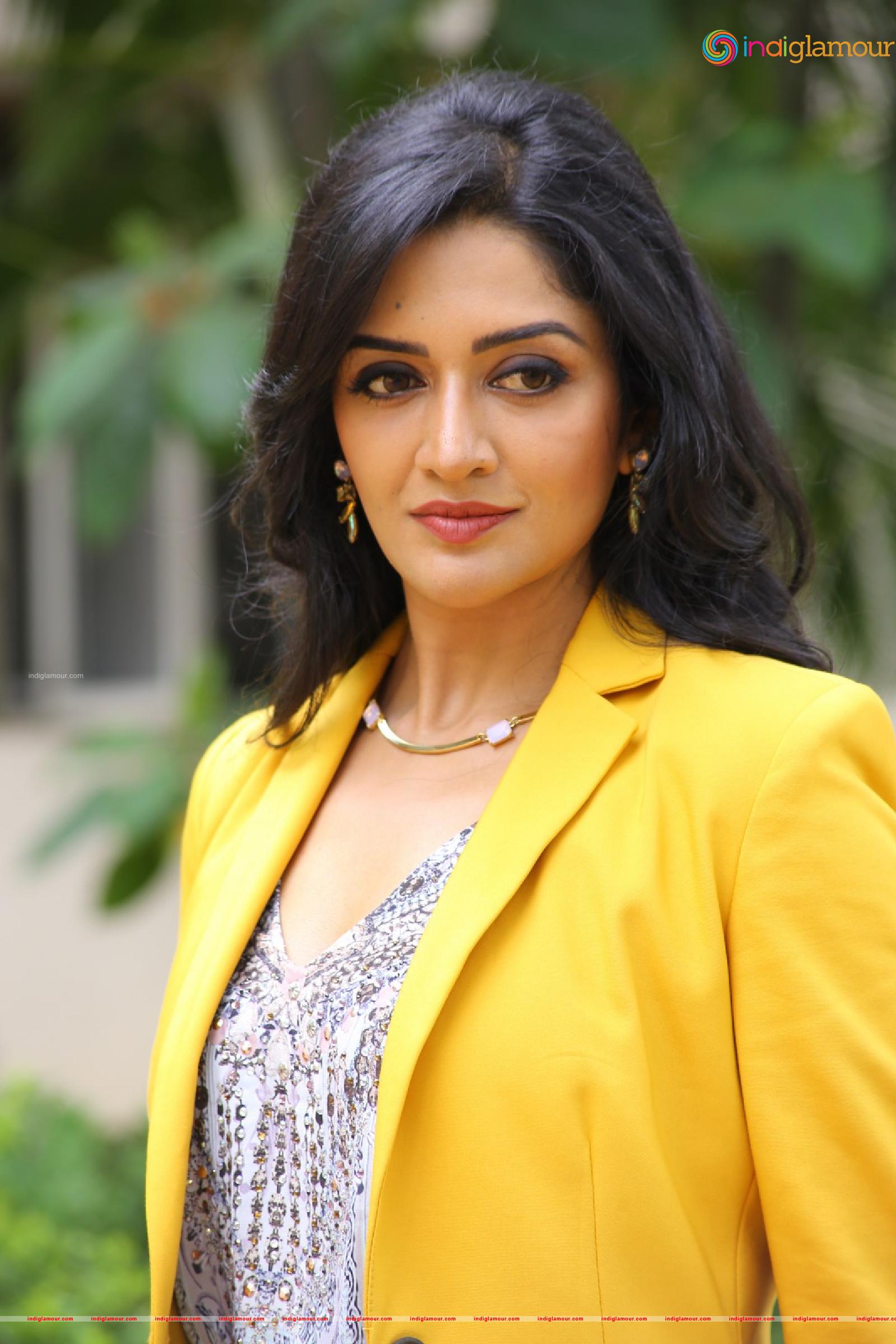 Vimala Raman Actress hd photo