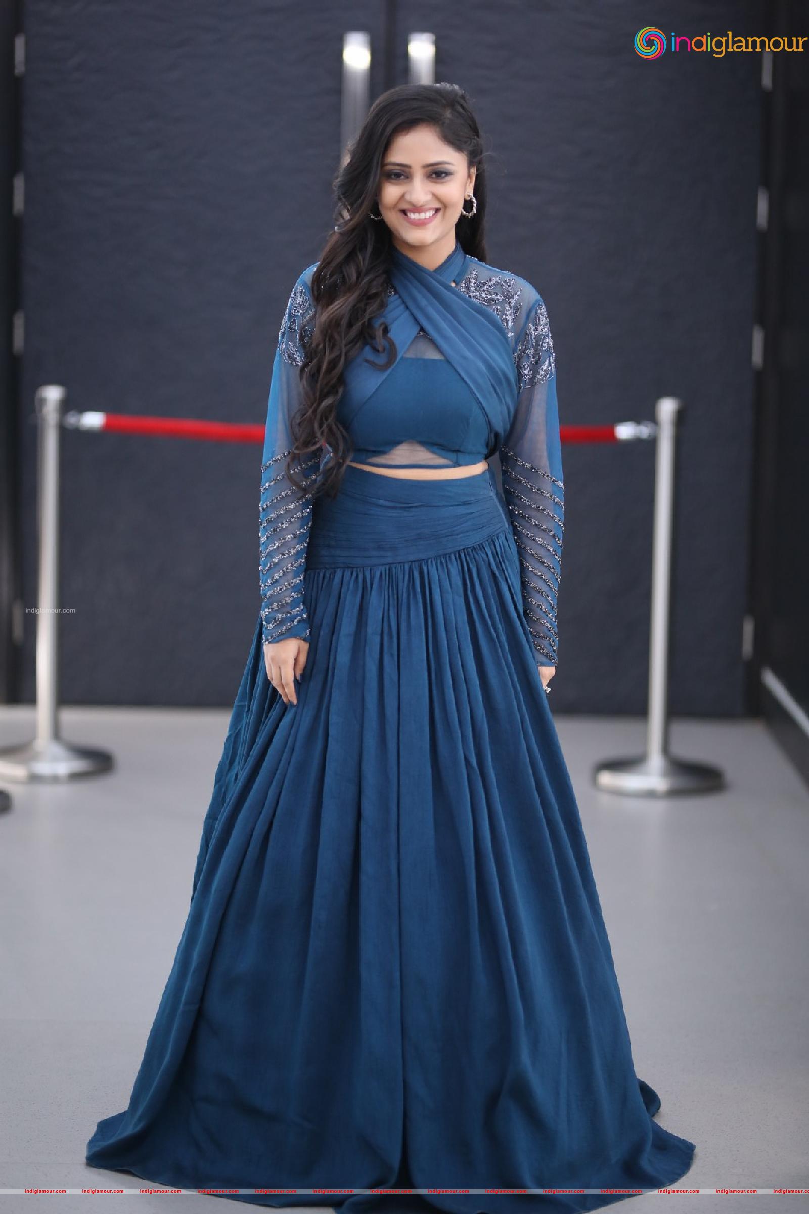 Sanya Thakur Actress hd photo