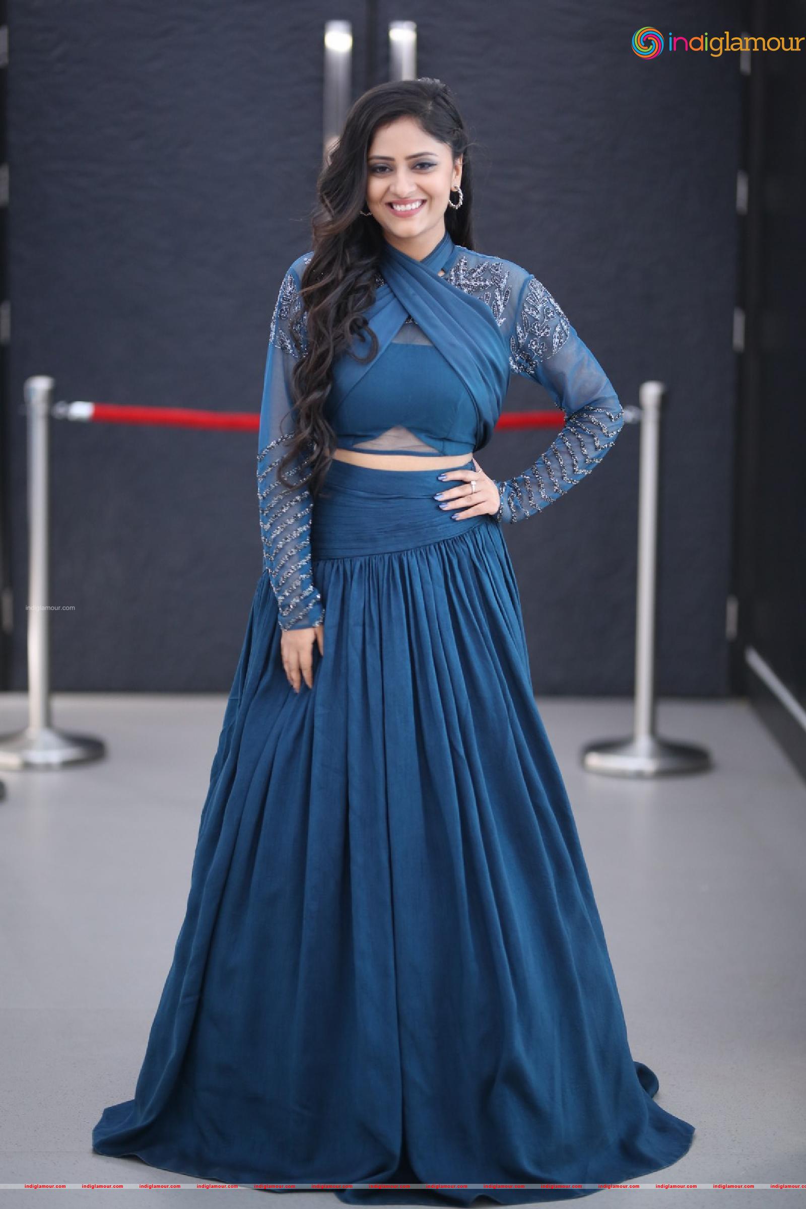 Sanya Thakur Actress hd photo