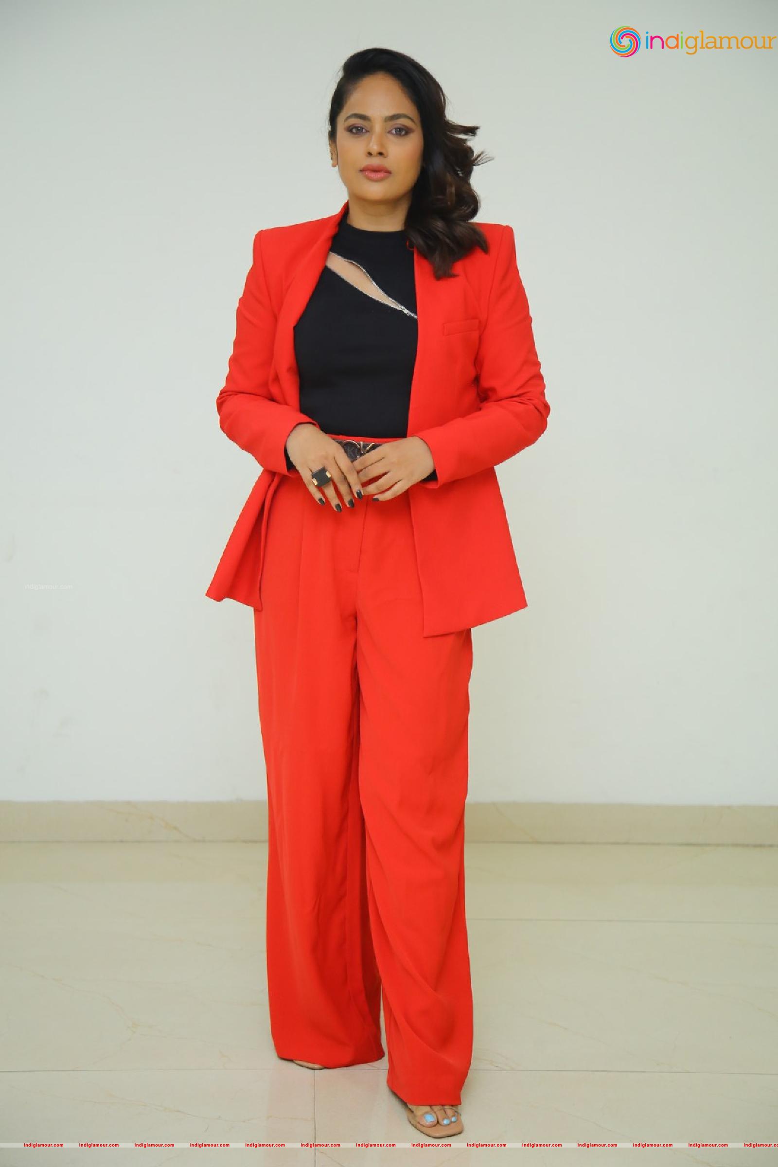 Nanditha Swetha Actress hd photo