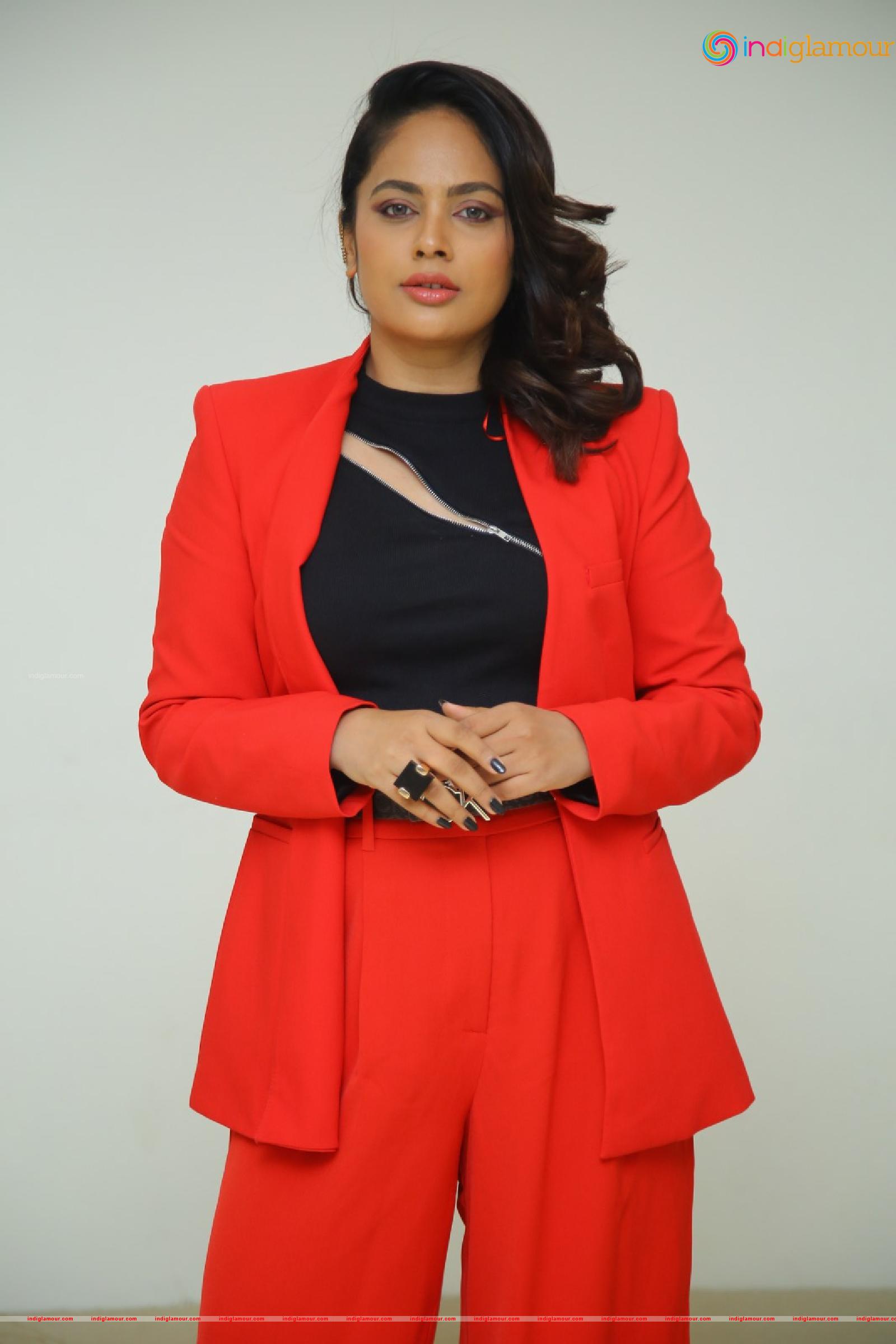 Nanditha Swetha Actress hd photo