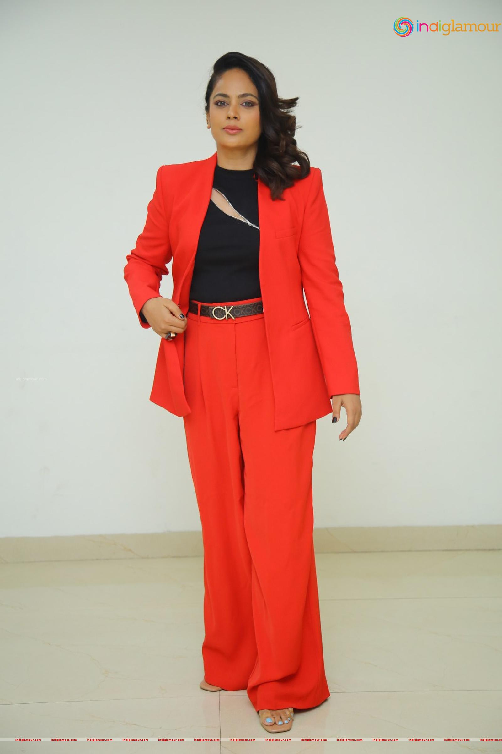 Nanditha Swetha Actress hd photo