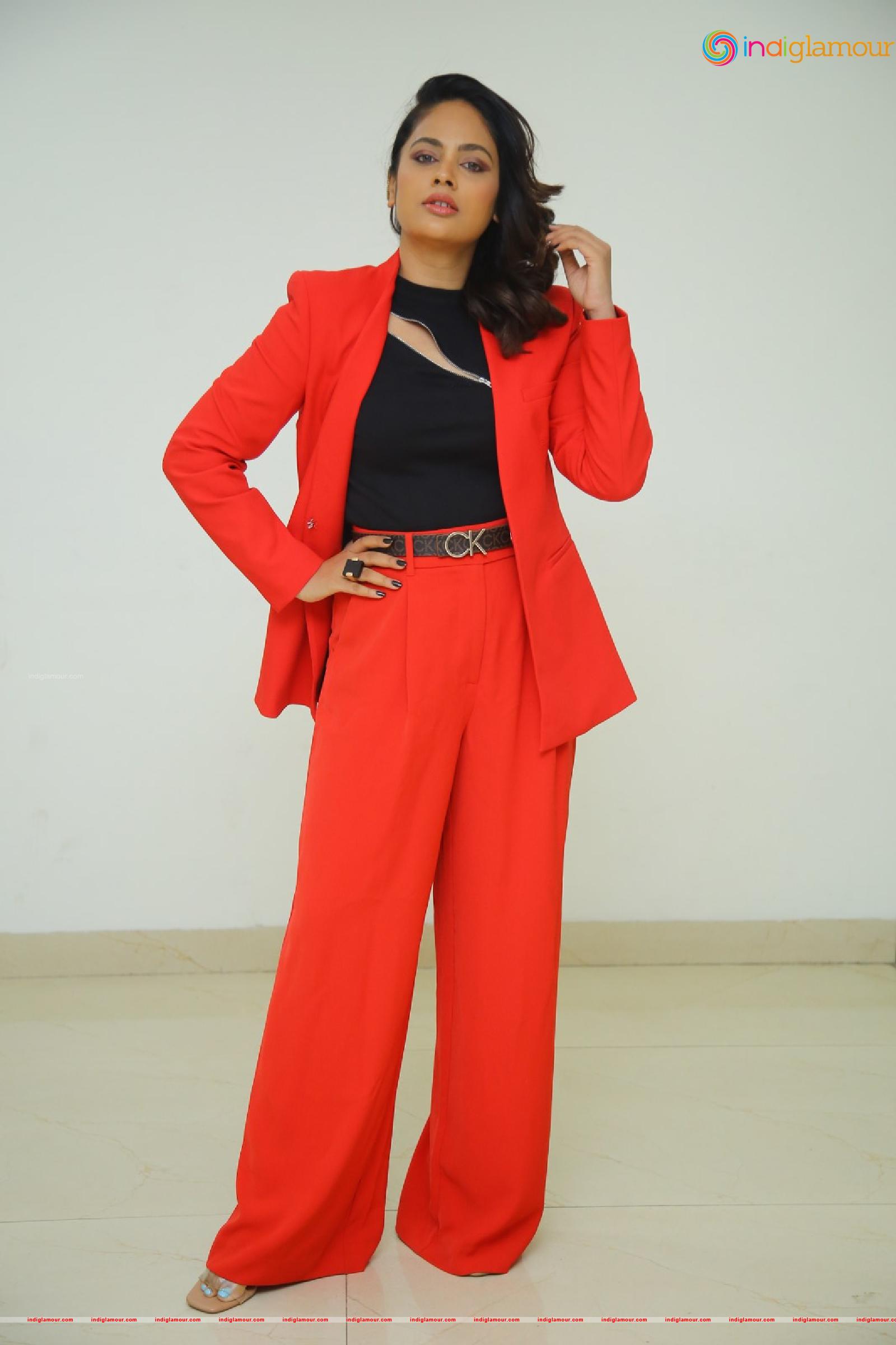 Nanditha Swetha Actress hd photo