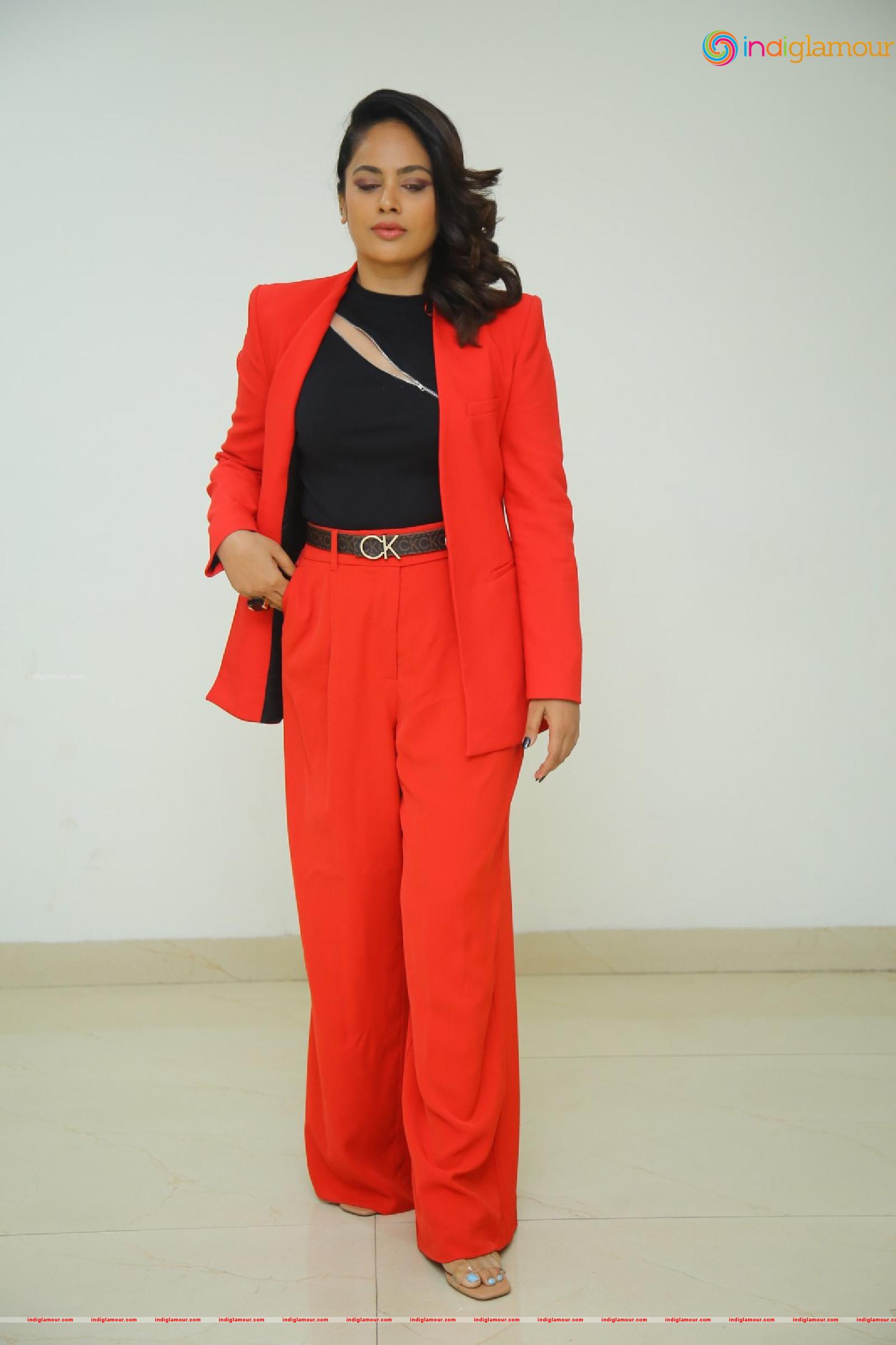 Nanditha Swetha Actress hd photo