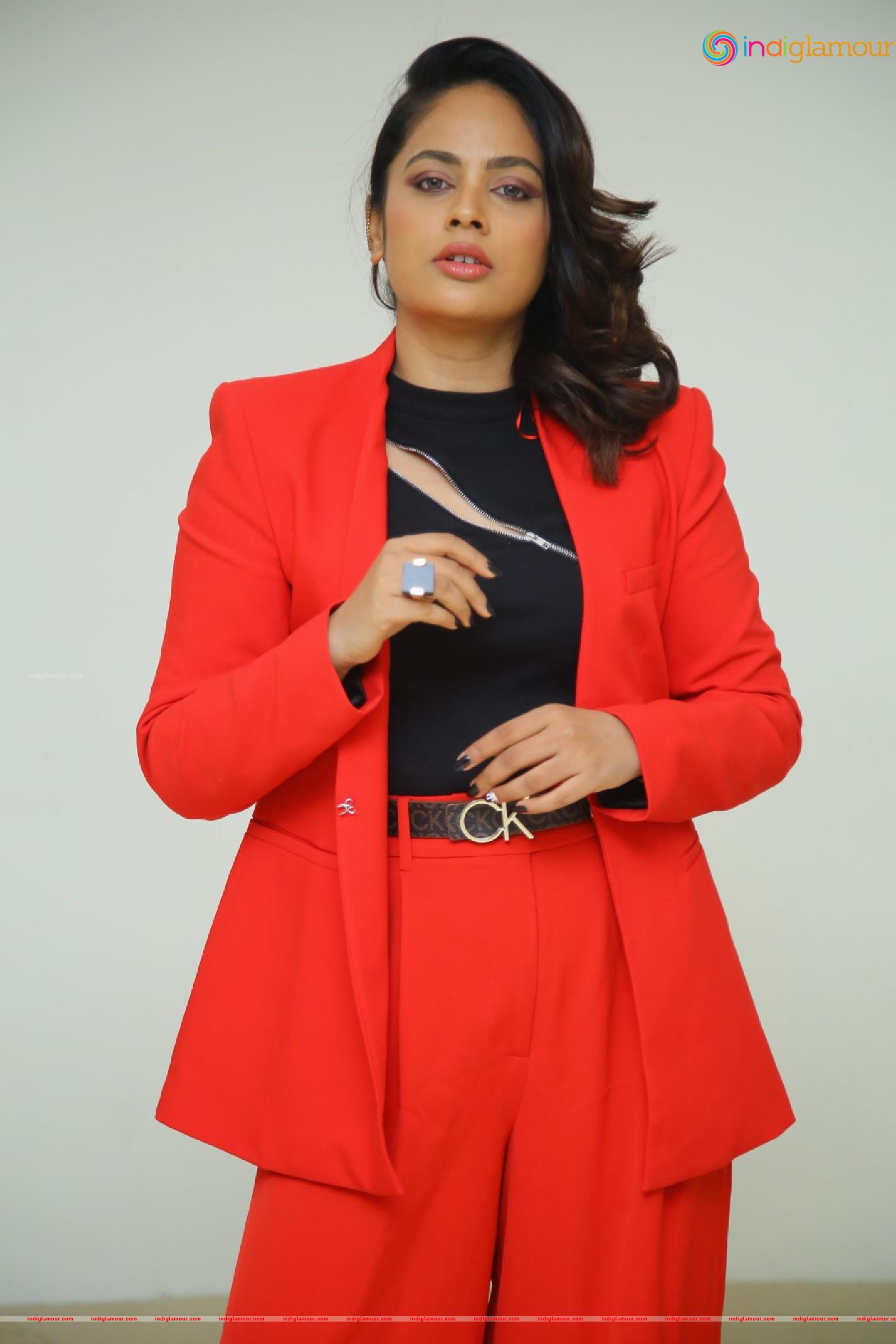 Nanditha Swetha Actress hd photo