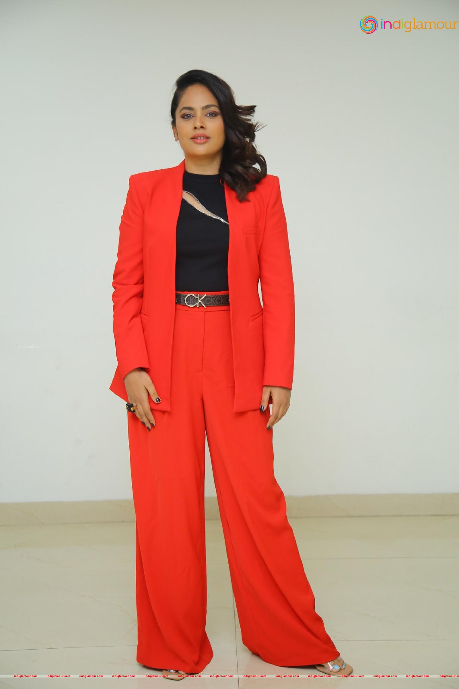 Nanditha Swetha Actress hd photo