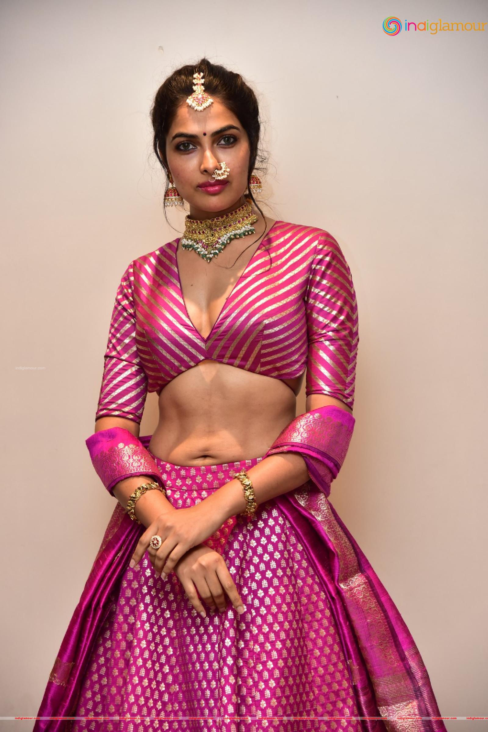 Divi Vadthya Actress hd photo