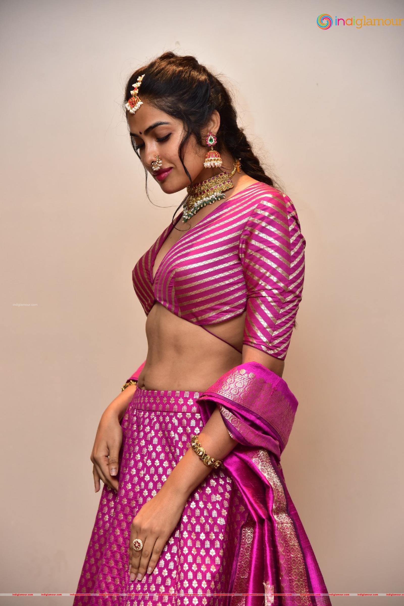 Divi Vadthya Actress hd photo