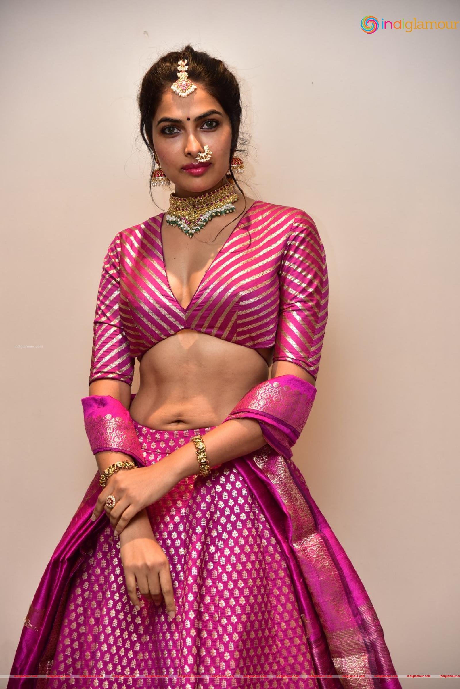 Divi Vadthya Actress hd photo