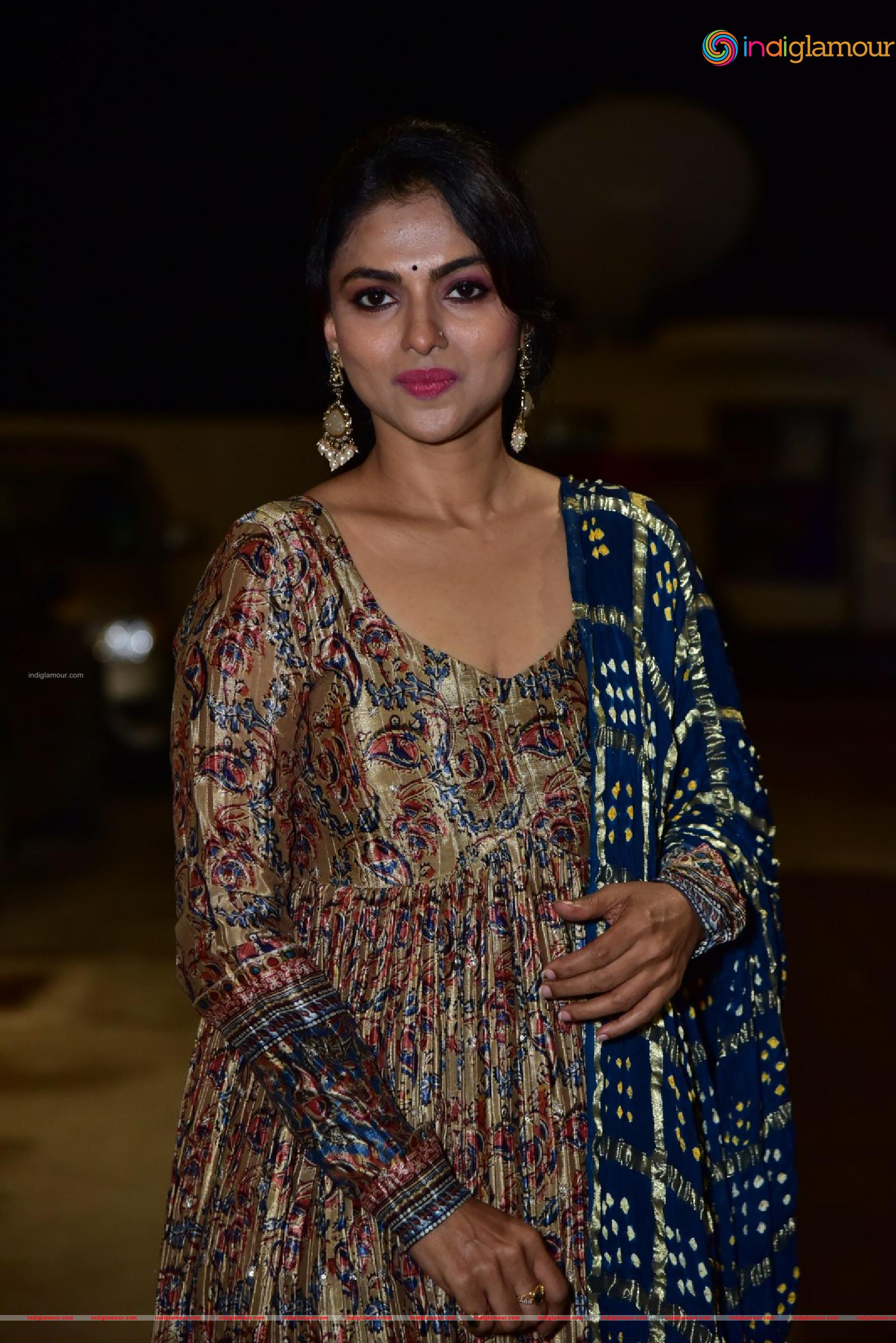 Ganavi Laxman Actress hd photo