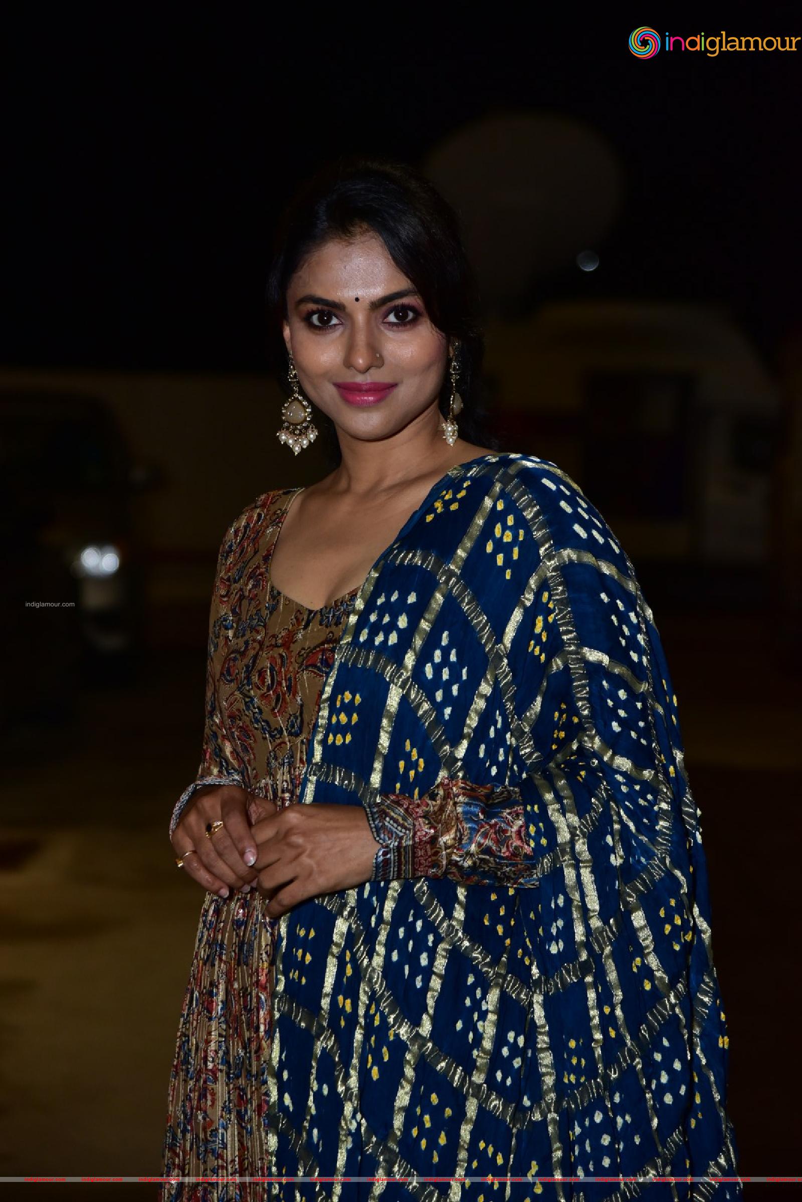 Ganavi Laxman Actress hd photo