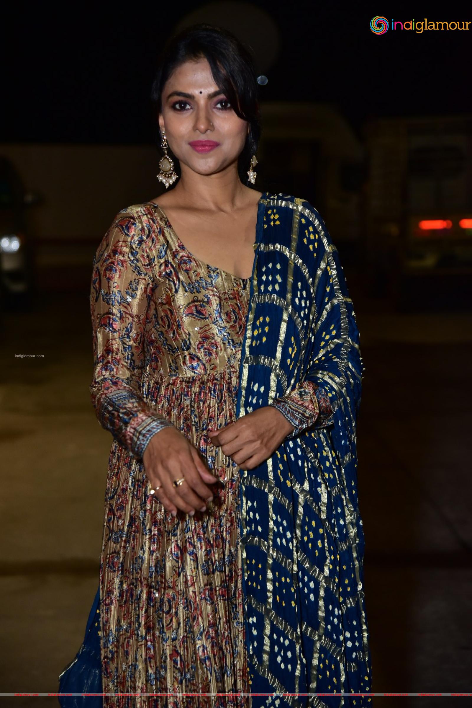 Ganavi Laxman Actress hd photo