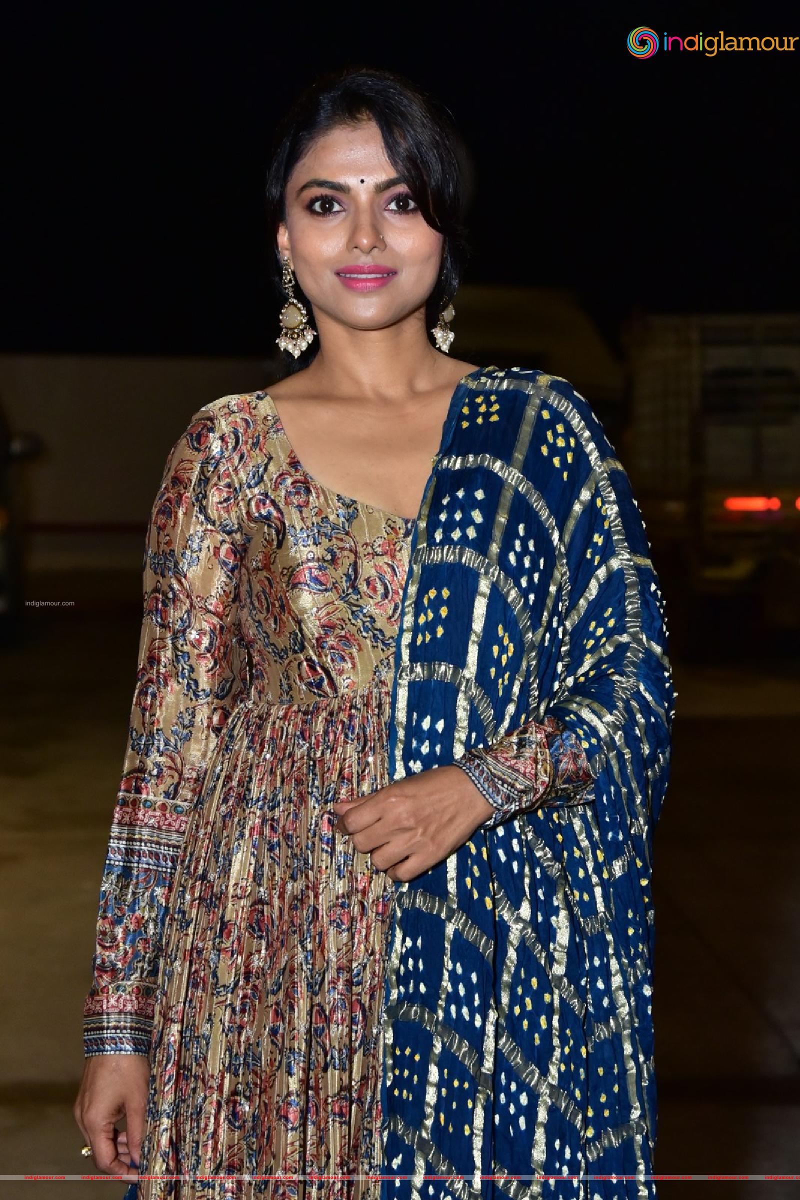 Ganavi Laxman Actress hd photo