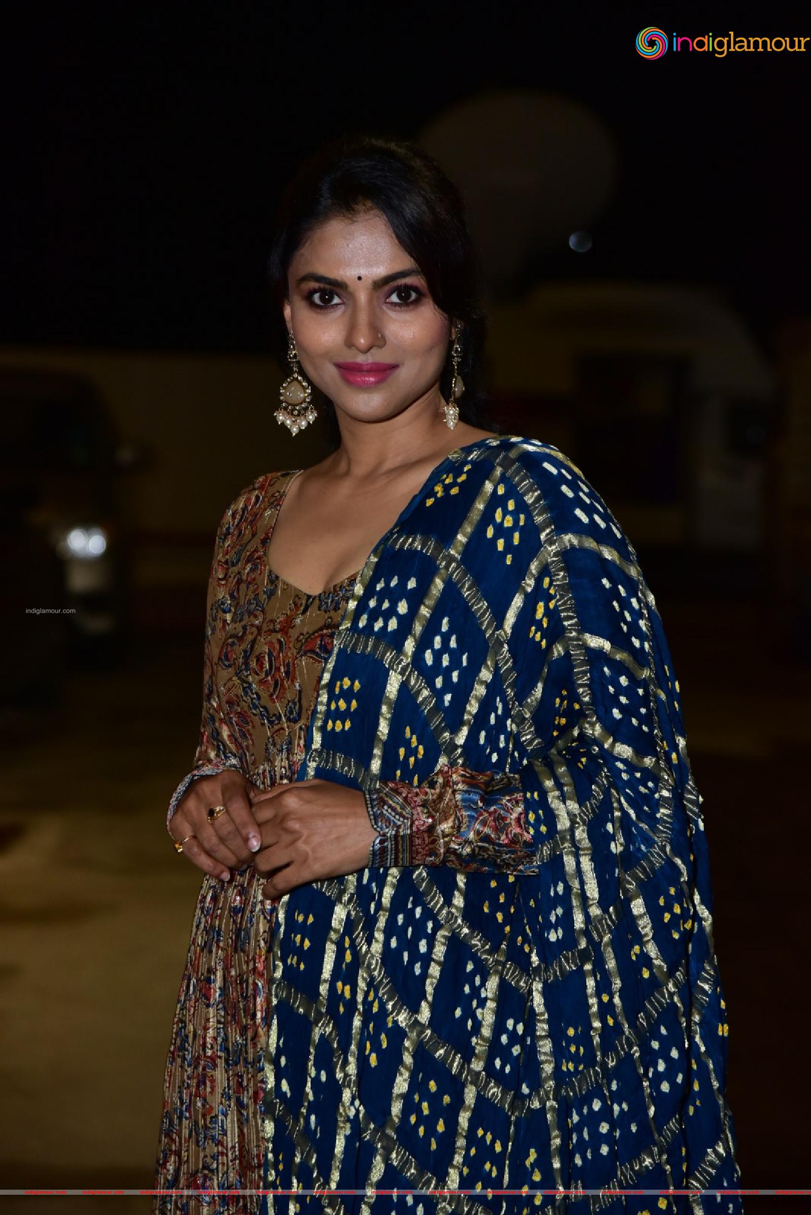 Ganavi Laxman Actress hd photo