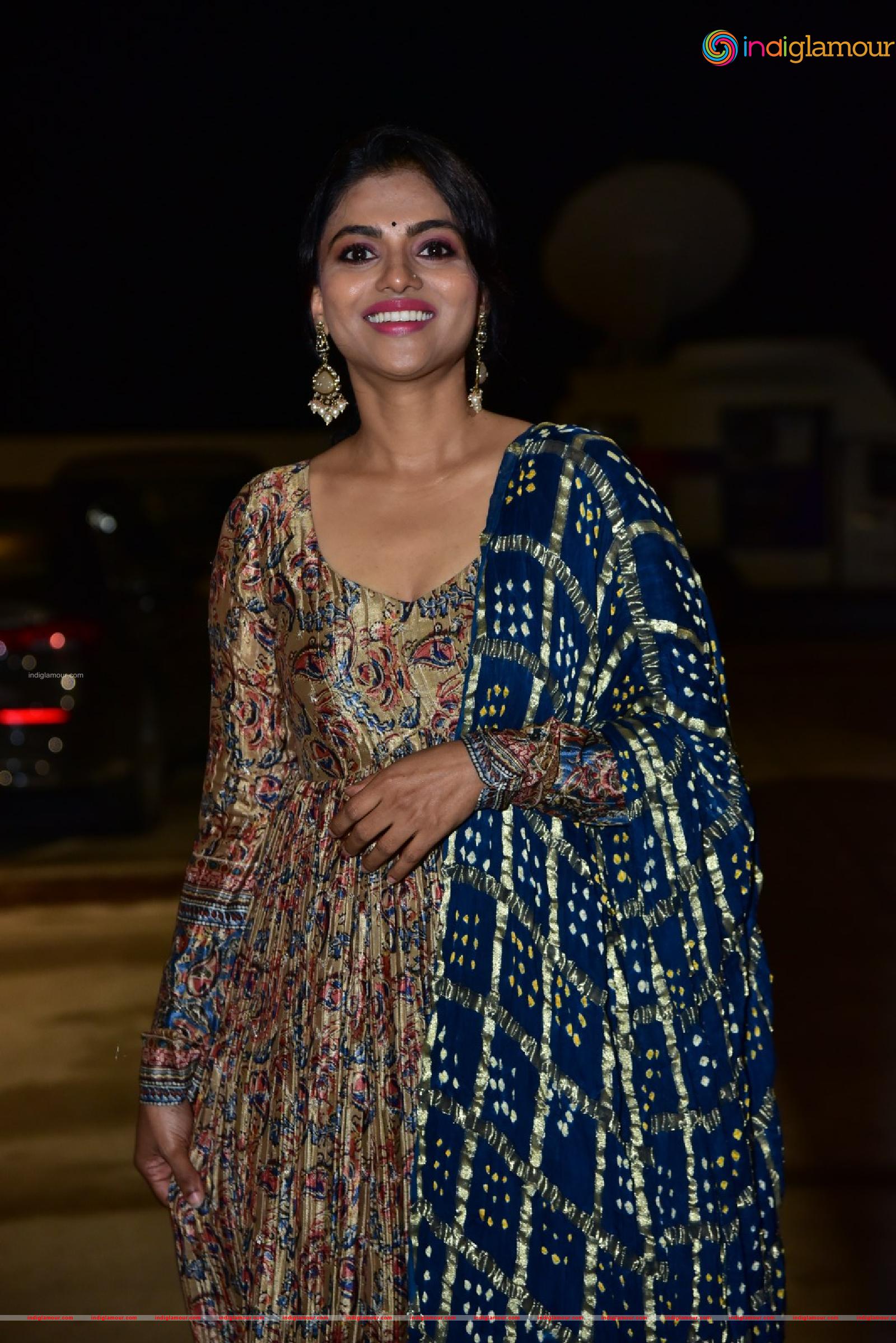 Ganavi Laxman Actress hd photo