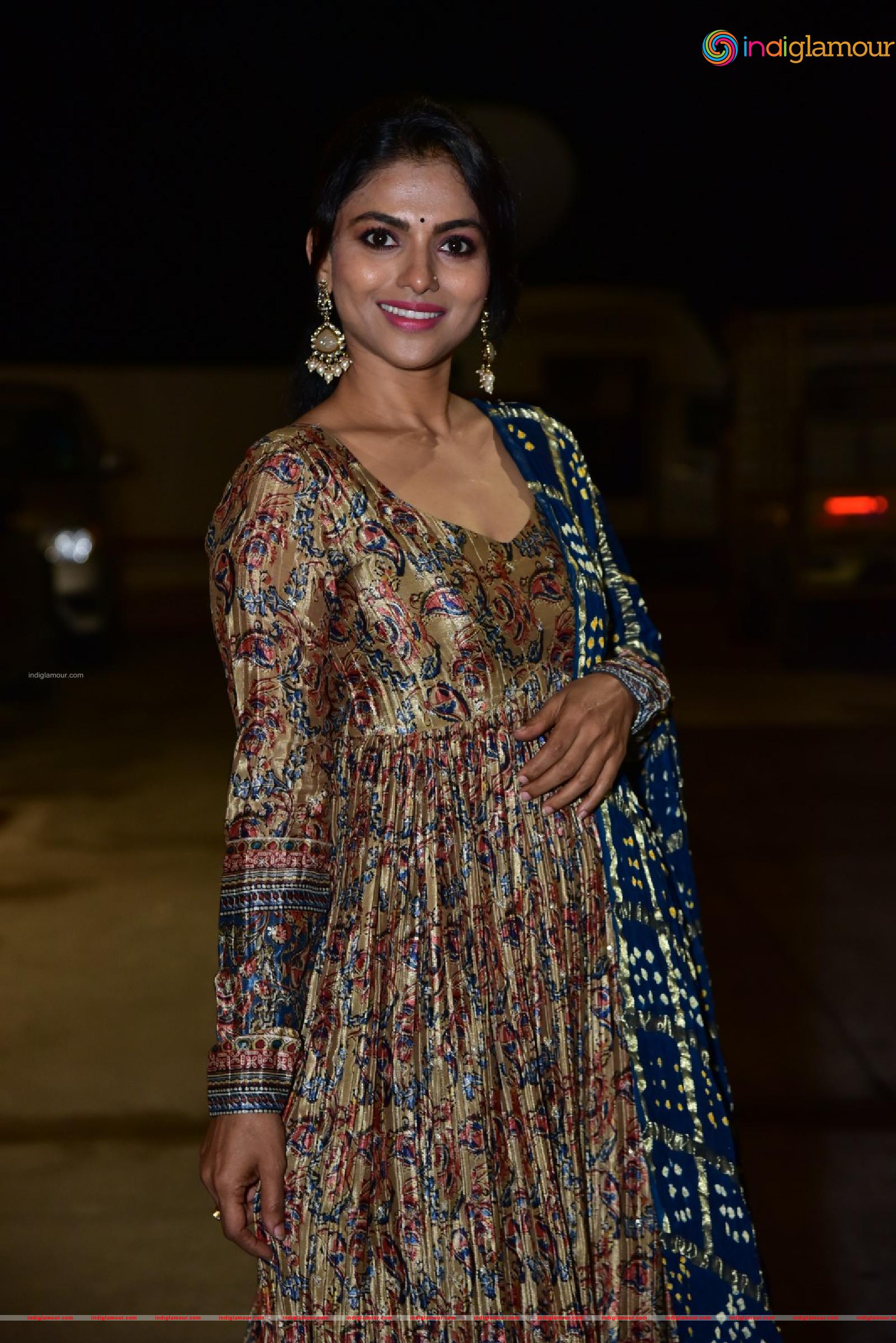 Ganavi Laxman Actress hd photo