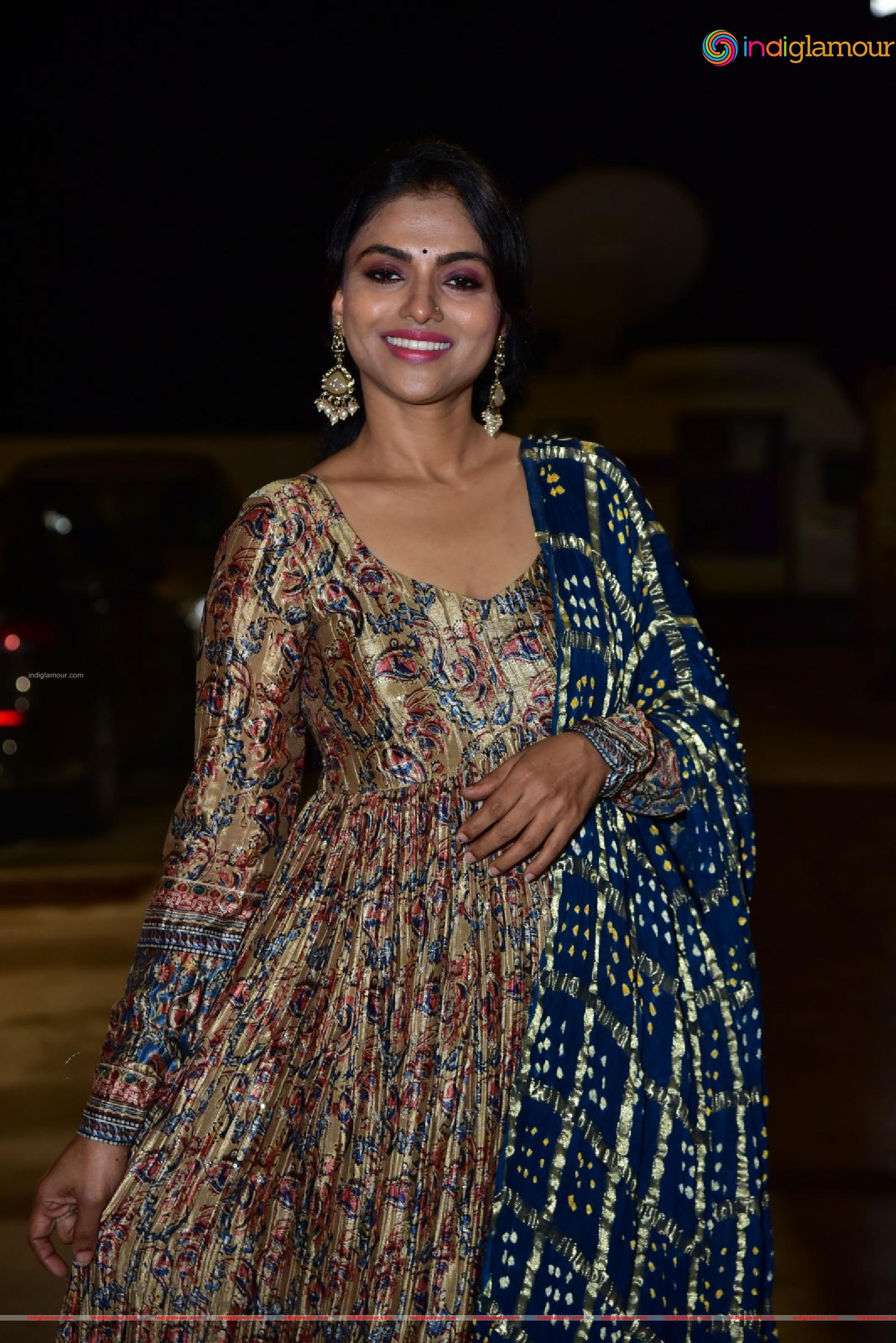Ganavi Laxman Actress hd photo