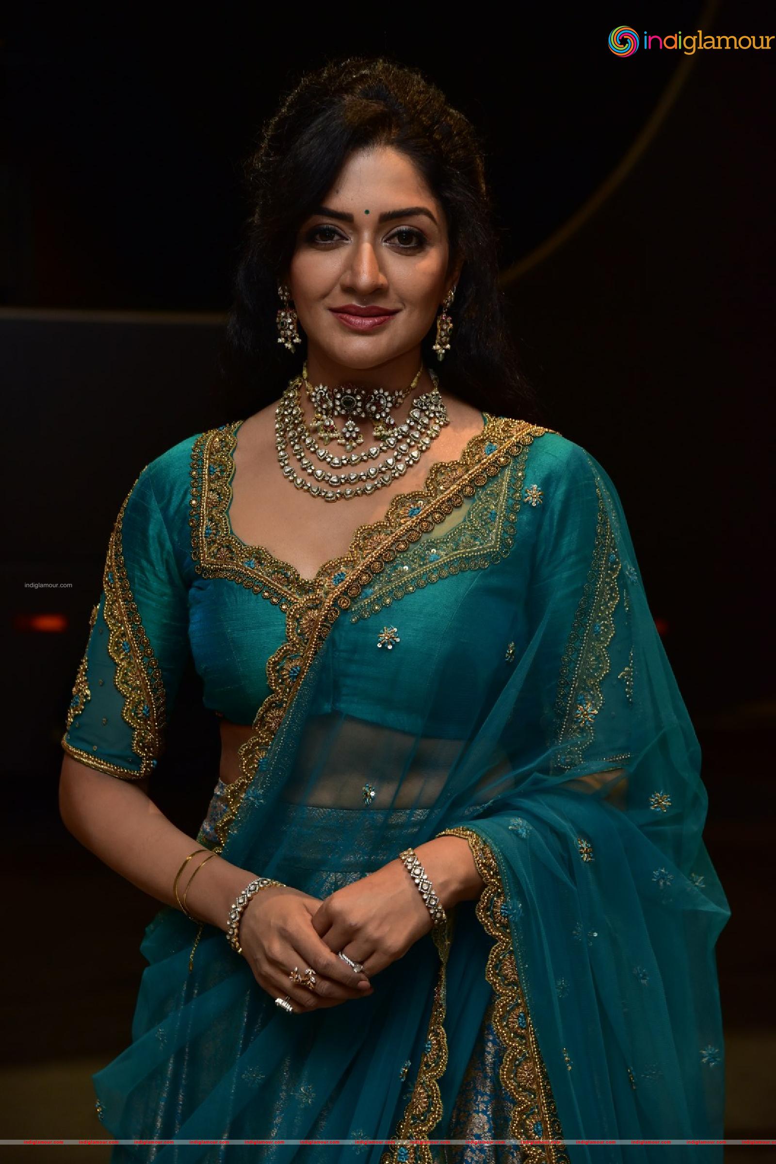 Vimala Raman Actress hd photo