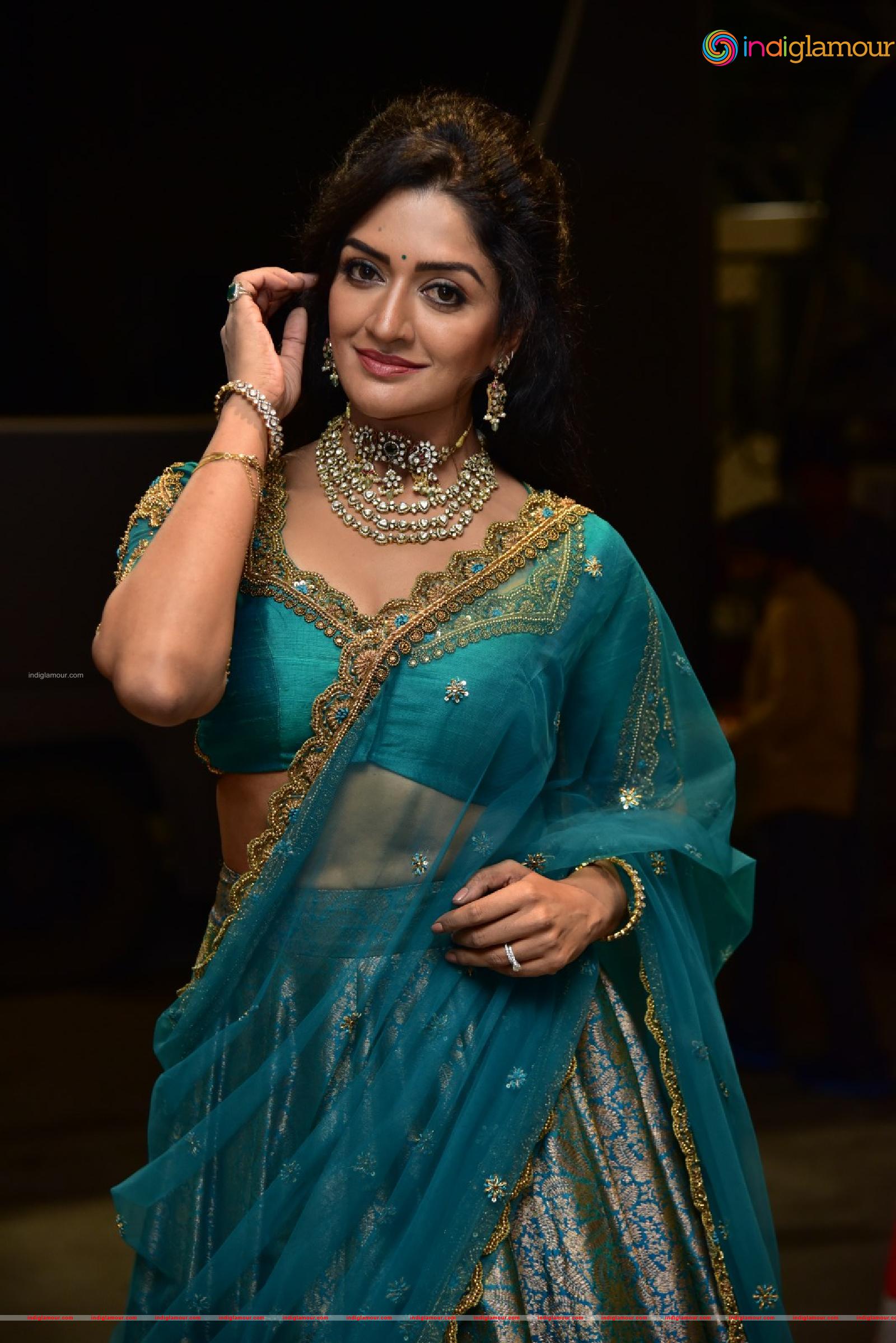Vimala Raman Actress hd photo
