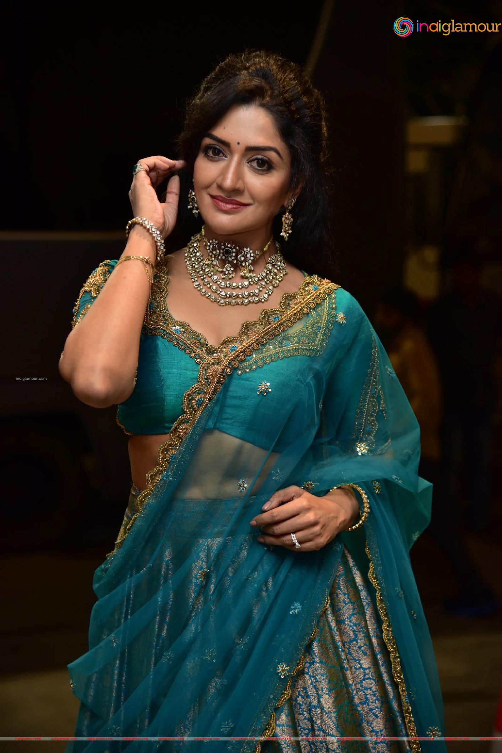 Vimala Raman Actress hd photo